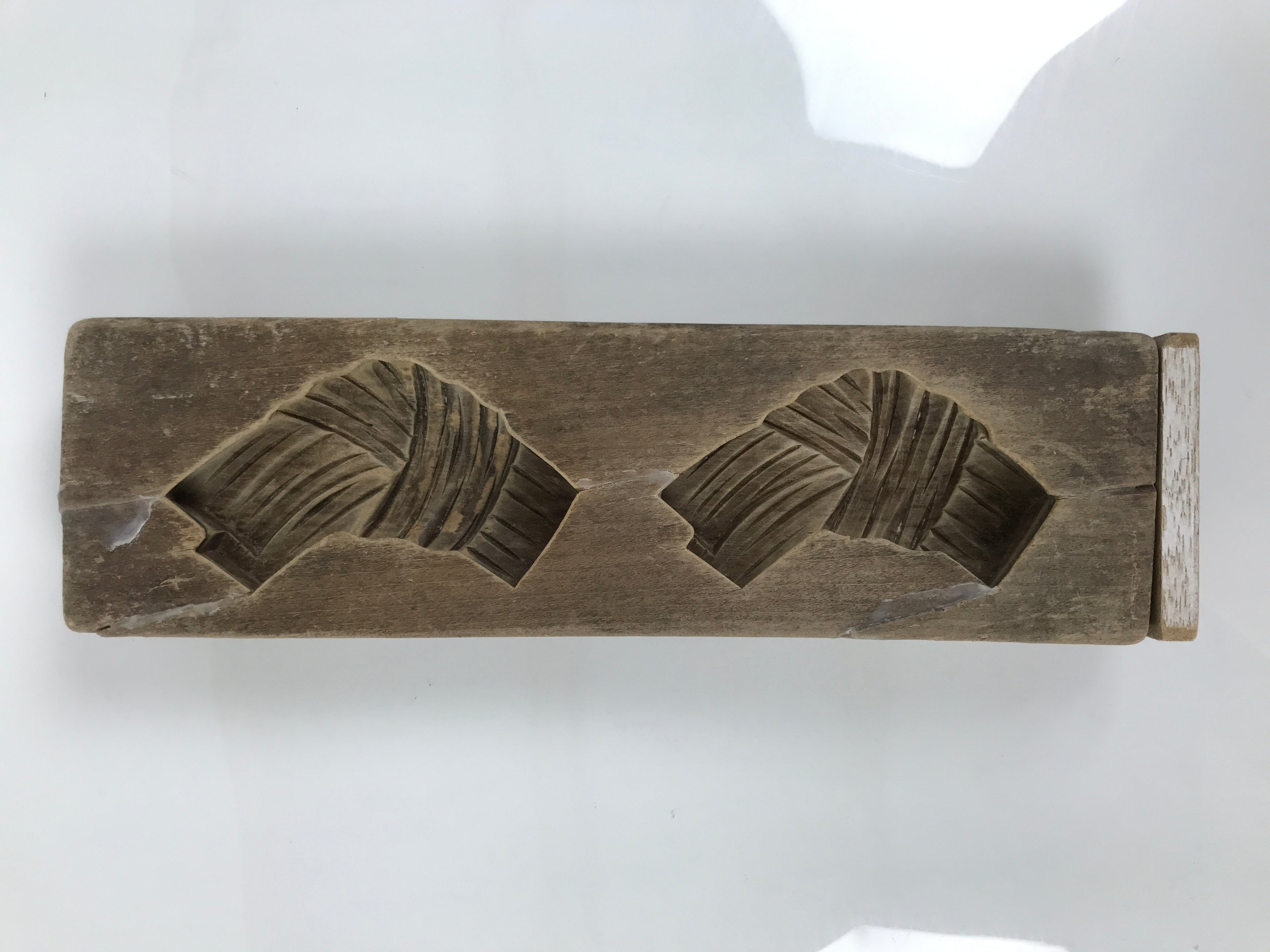 Japanese Wooden Carved Kashigata Cake Mold Sweet Wagashi Tied Kombu Kelp Kg751