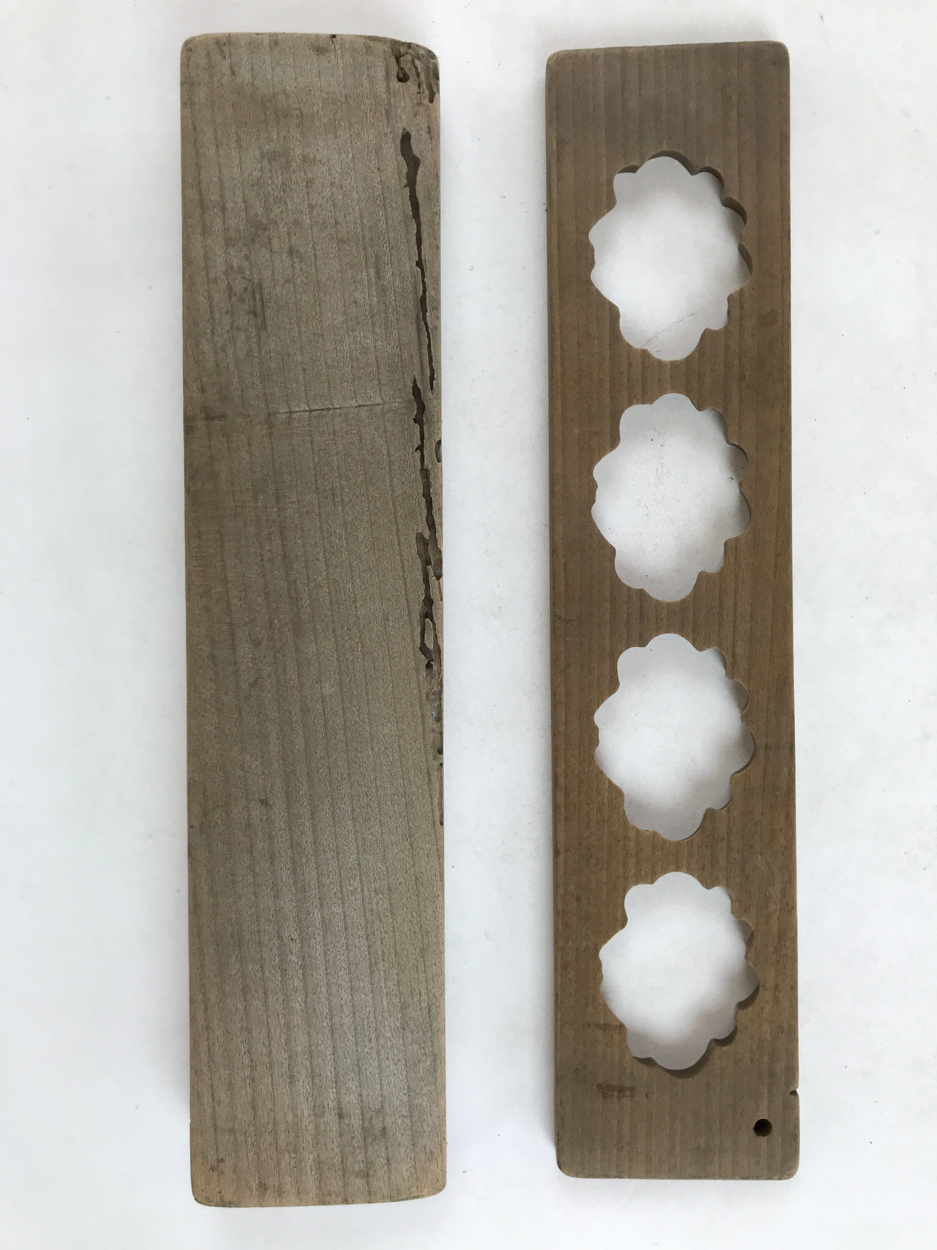 Japanese Wooden Carved Kashigata Cake Mold Vtg Sweet Wagashi Dandelions Kg530