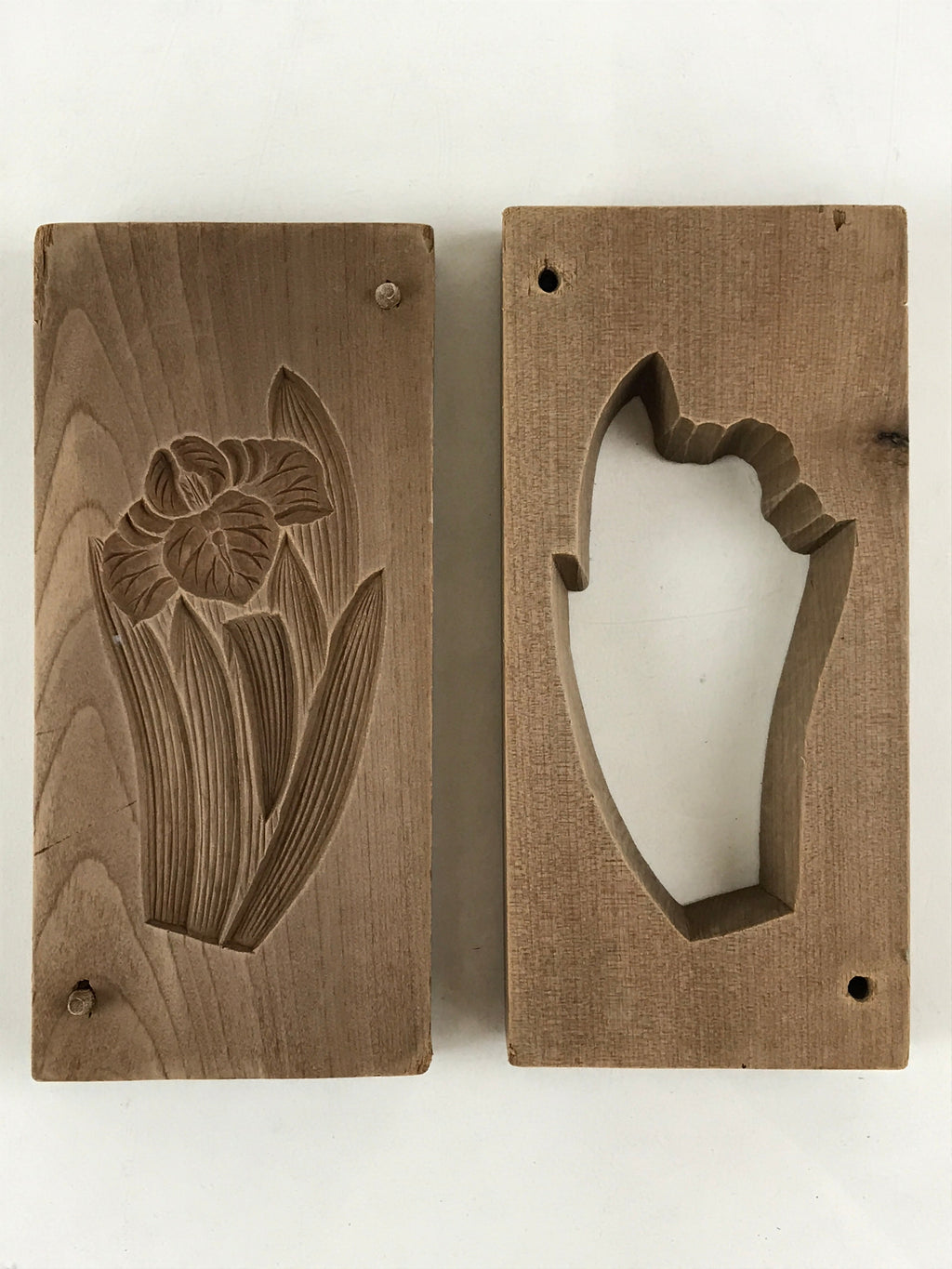 Japanese Wooden Carved Kashigata Cake Mold Vtg Sweet Wagashi Iris Flower Kg456