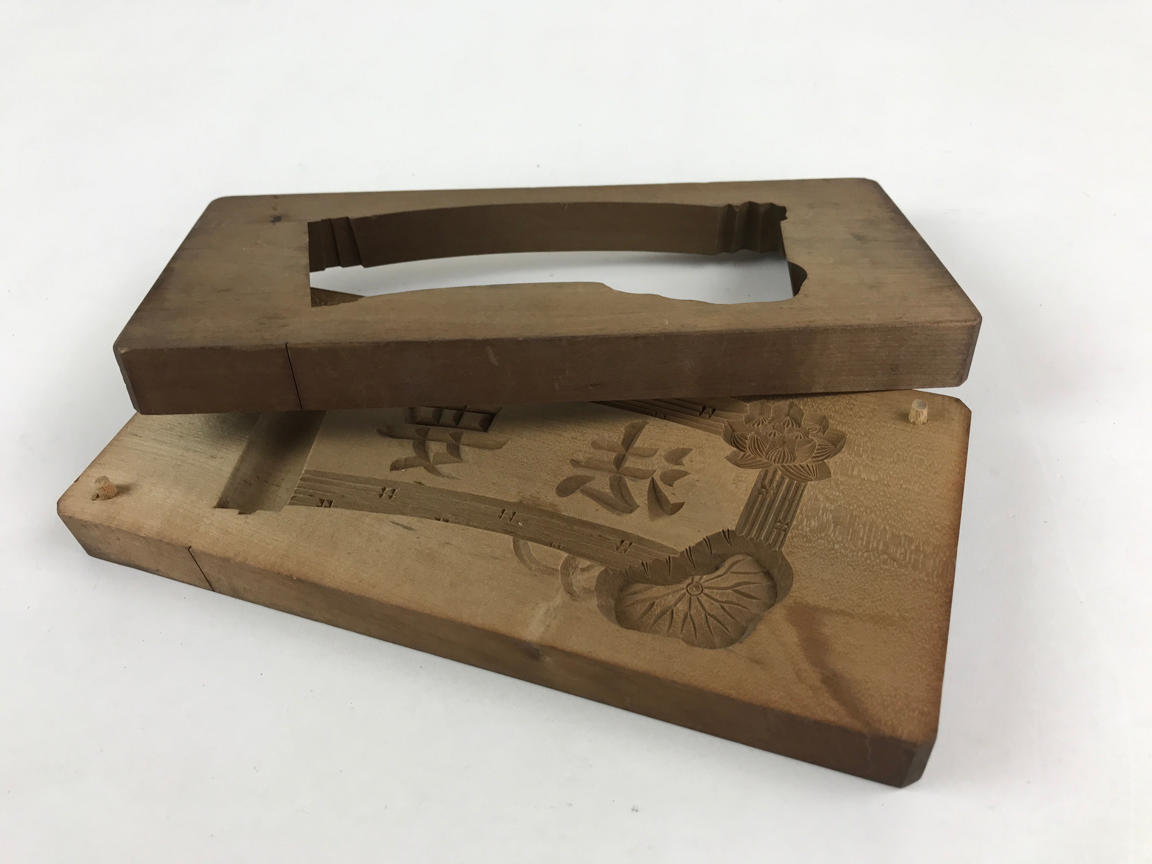 Japanese Wooden Carved Kashigata Cake Mold Vtg Sweet Wagashi Kanji Kg471