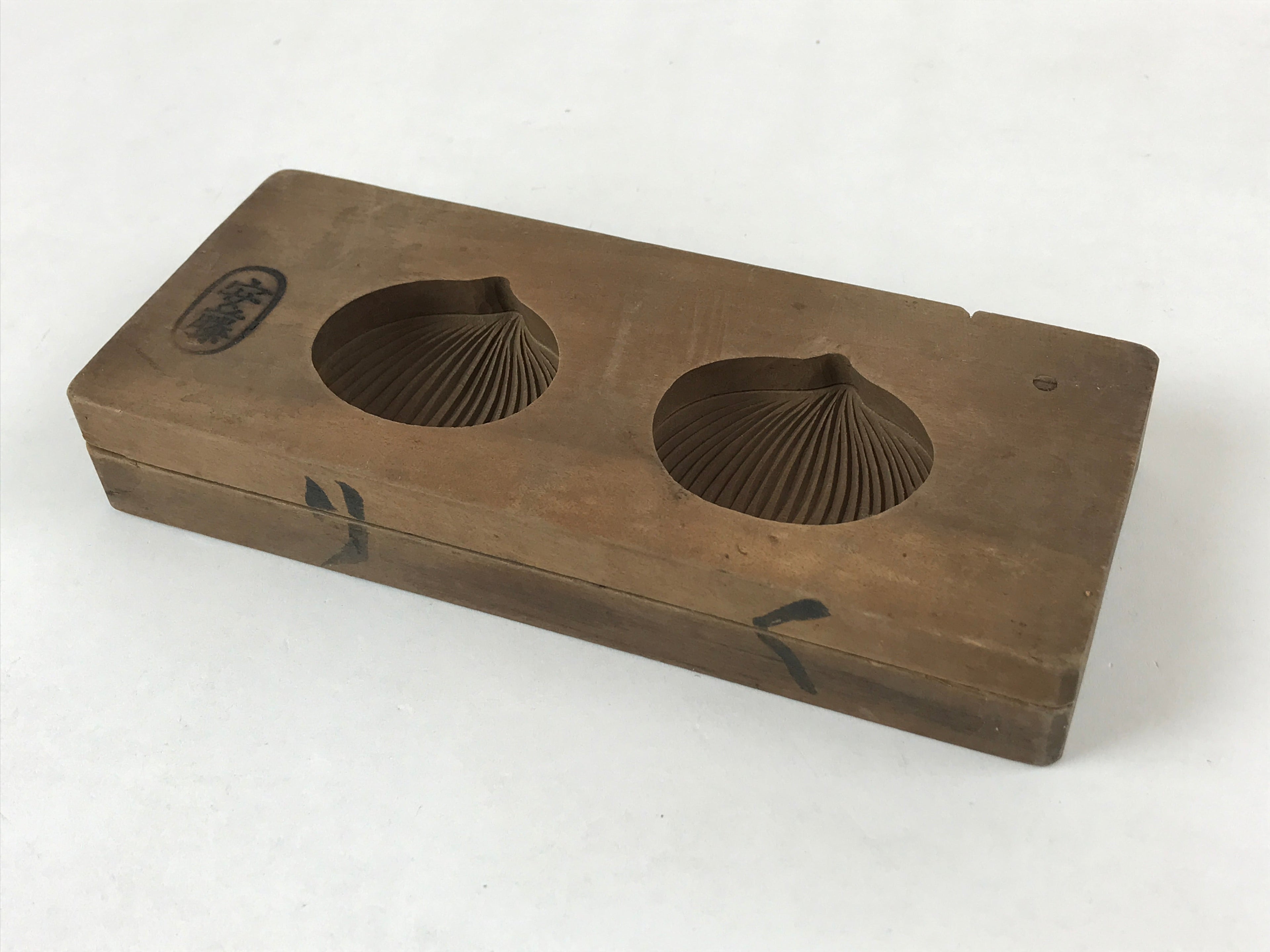 Japanese Wooden Carved Kashigata Cake Mold Vtg Sweet Wagashi Kuri Chestnut Kg482