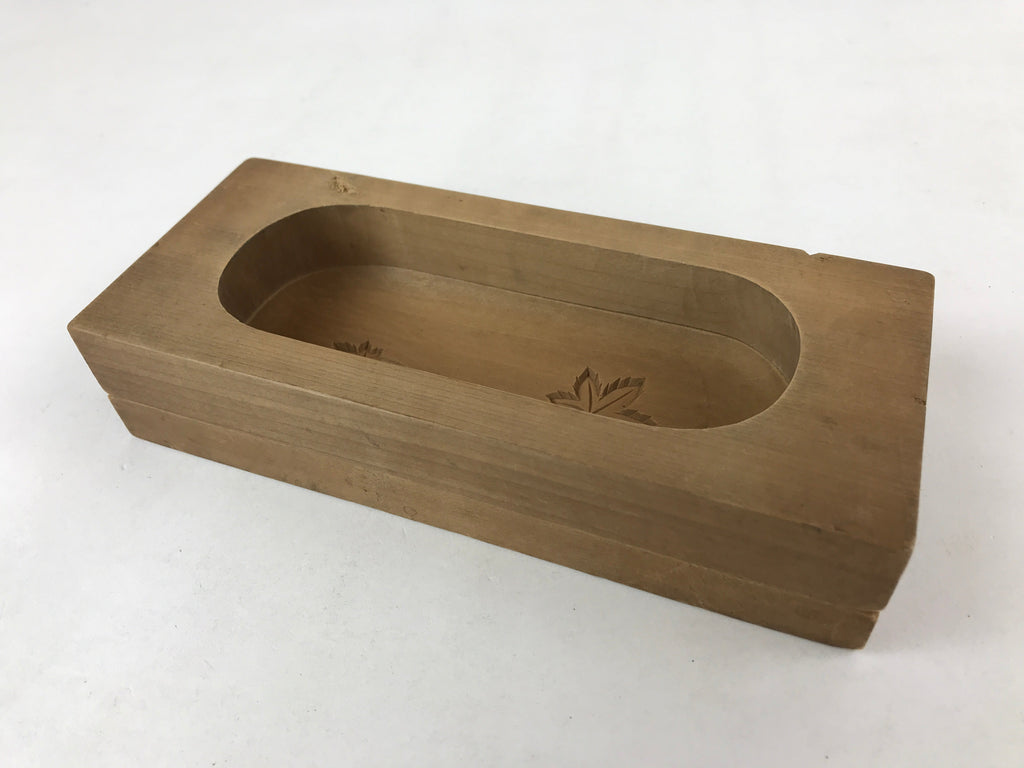 Japanese Wooden Carved Kashigata Cake Mold Vtg Sweet Wagashi Maple Leaf Kg504