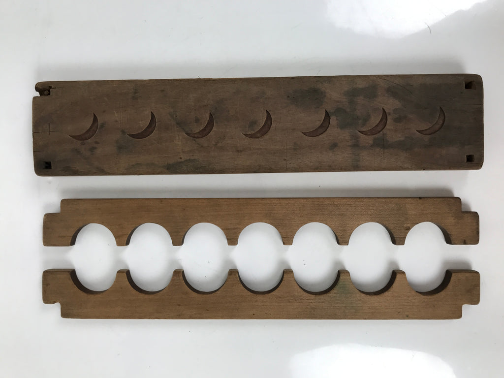 Japanese Wooden Carved Kashigata Cake Mold Vtg Sweet Wagashi Moon Tsuki Kg730