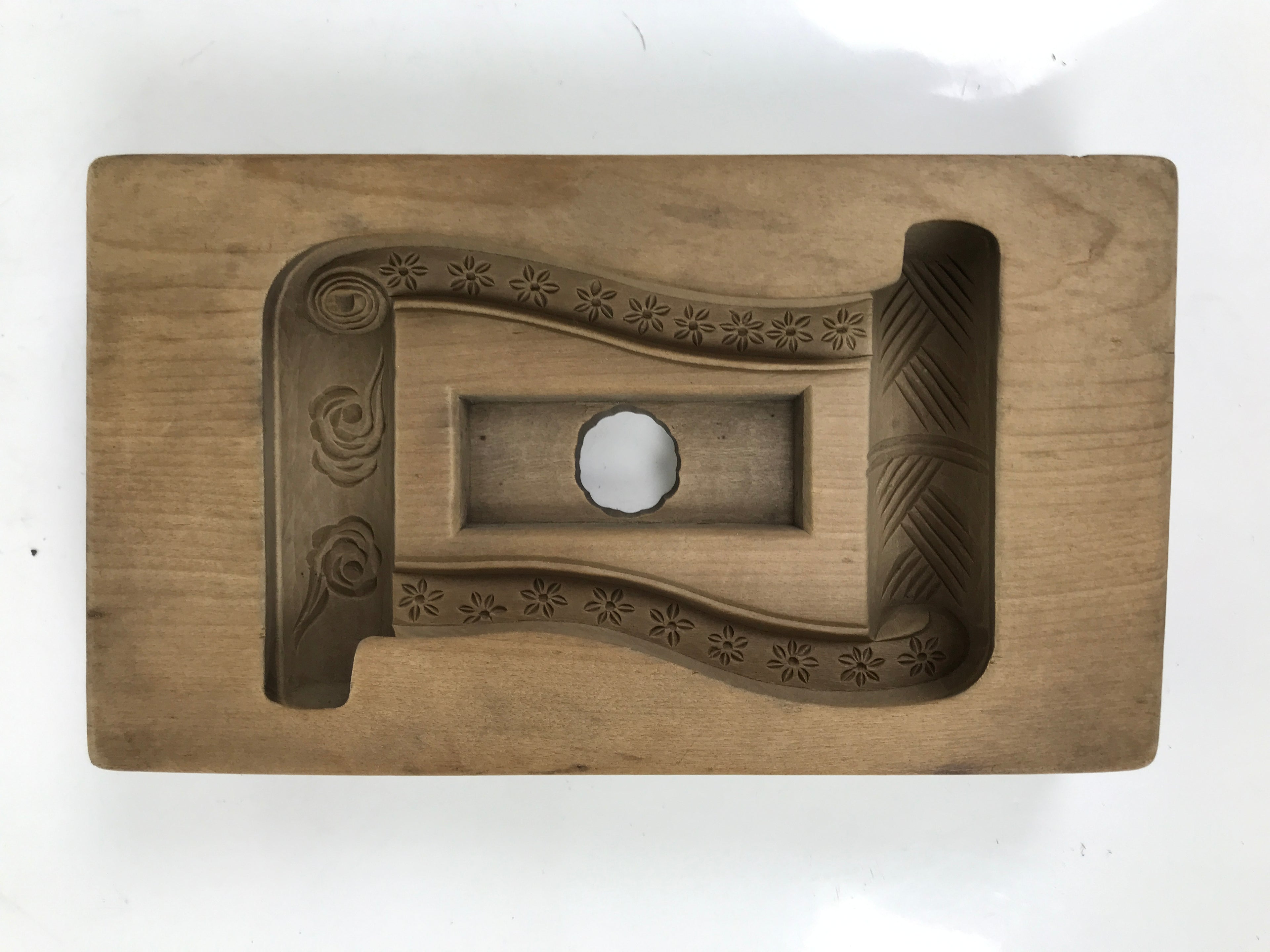 Japanese Wooden Carved Kashigata Cake Mold Vtg Sweet Wagashi Scroll Frame Kg611