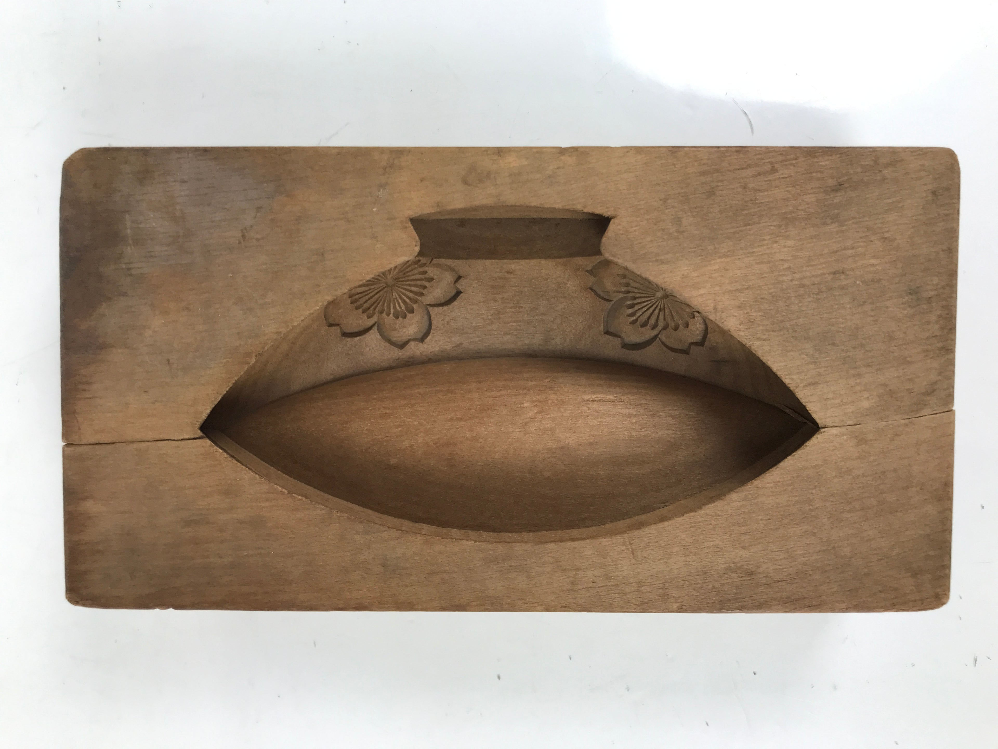 Japanese Wooden Carved Kashigata Cake Mold Vtg Wagashi Cherry Blossom Bowl Kg647