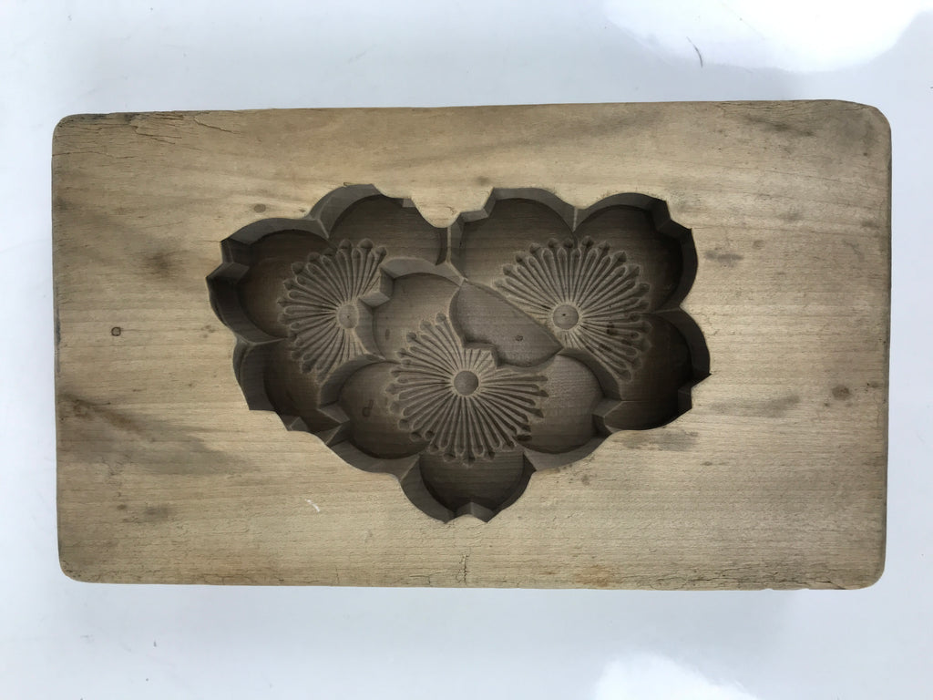 Japanese Wooden Carved Kashigata Cake Mold Wagashi Cherry Blossoms Sakura Kg646