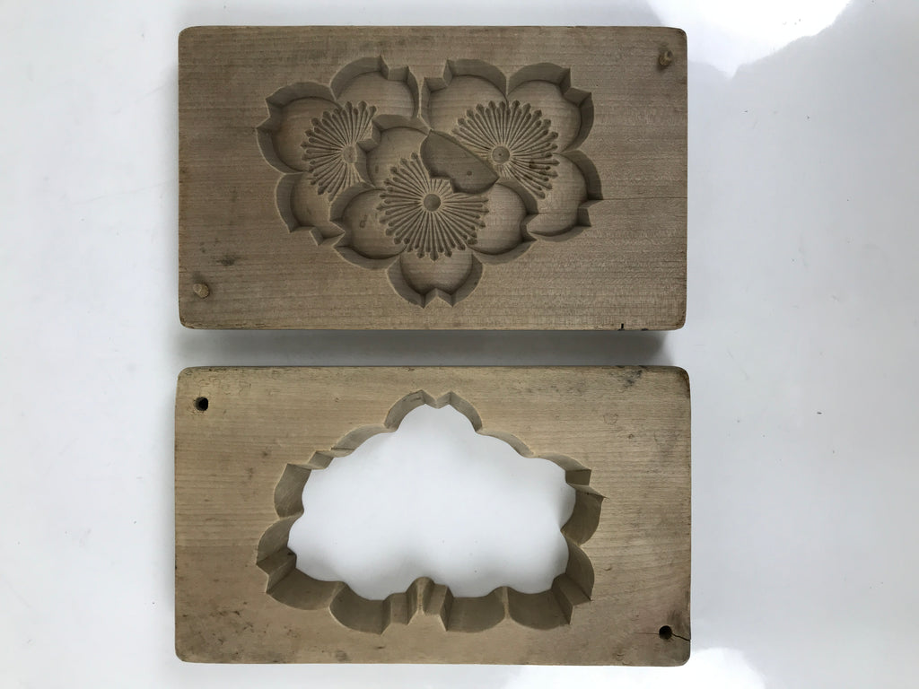 Japanese Wooden Carved Kashigata Cake Mold Wagashi Cherry Blossoms Sakura Kg646