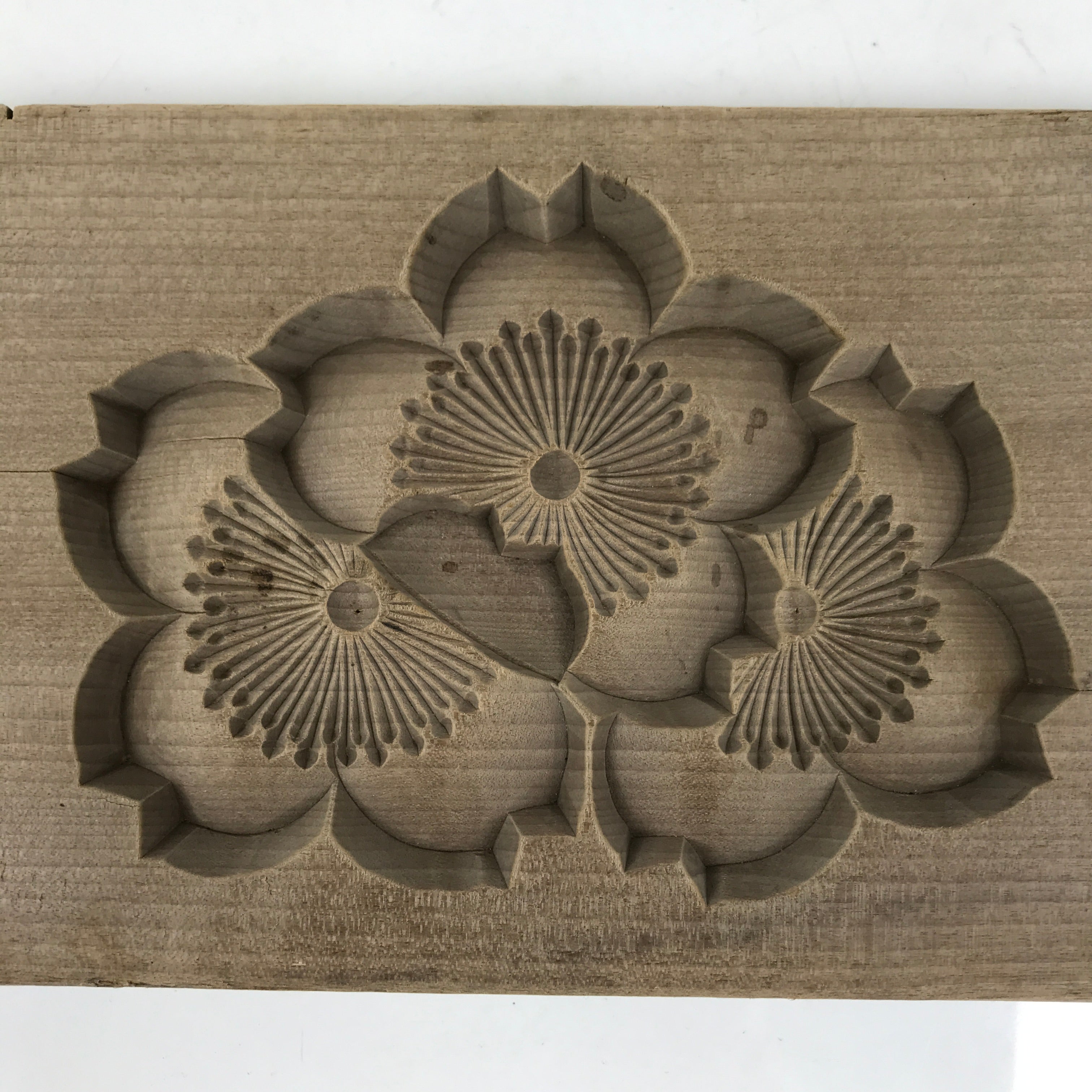 Japanese Wooden Carved Kashigata Cake Mold Wagashi Cherry Blossoms Sakura Kg646