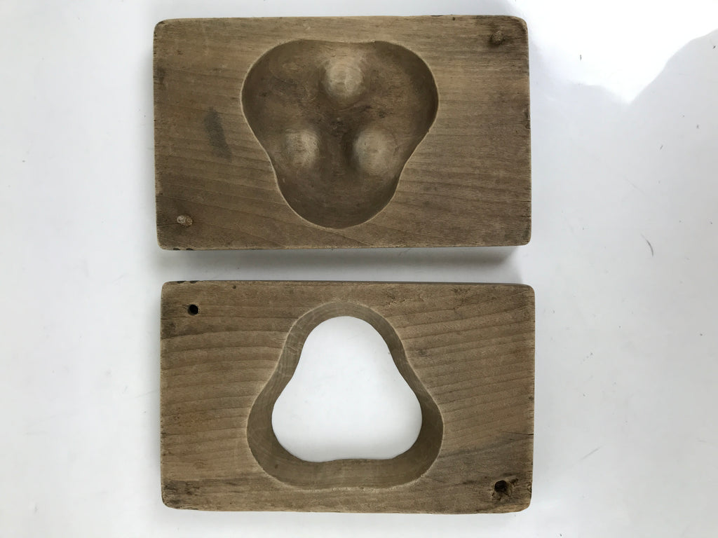 Japanese Wooden Kashigata Cake Mold Vtg Sweet Wagashi Buddhist Mon Crest Kg669