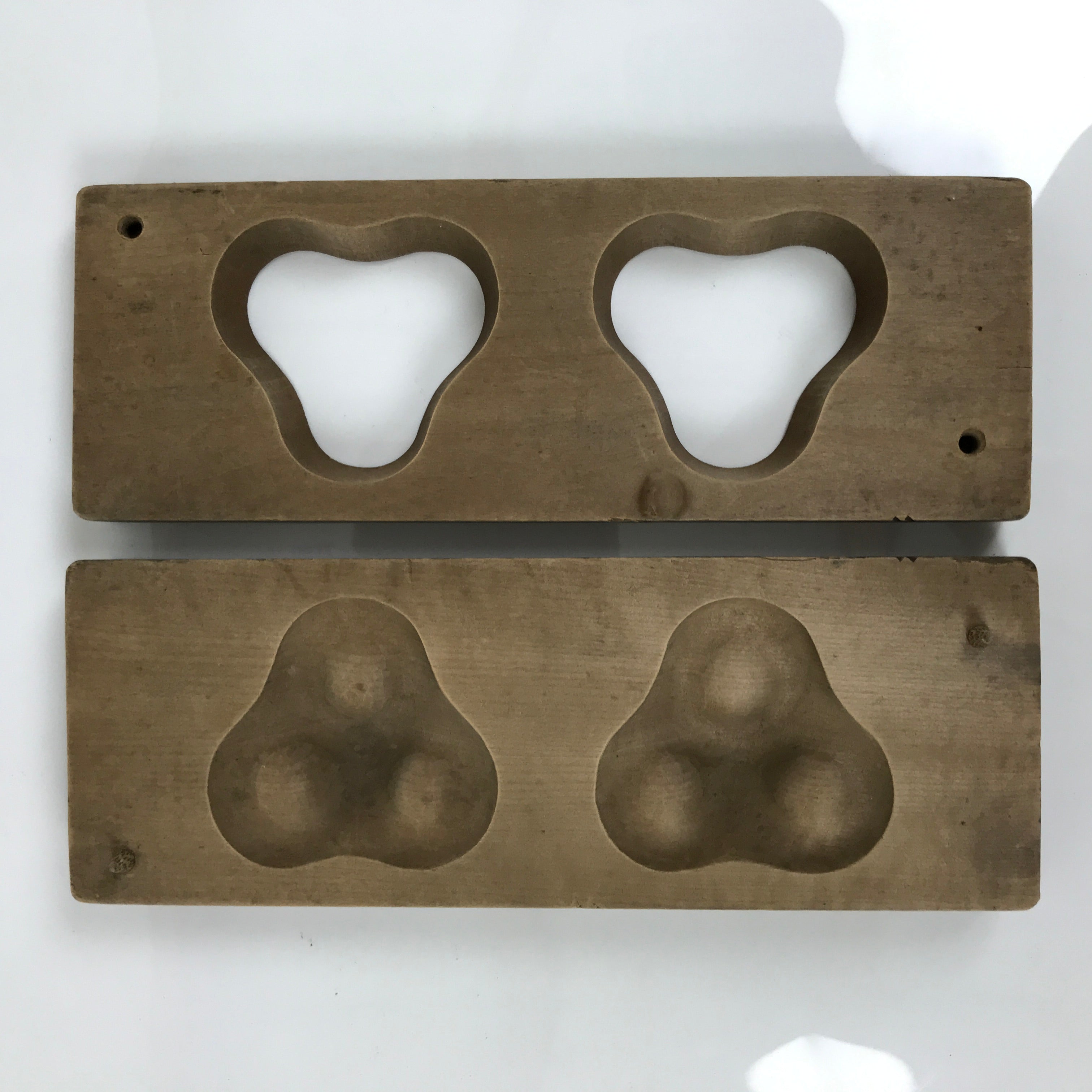 Japanese Wooden Kashigata Cake Mold Vtg Sweet Wagashi Buddhist Mon Crest Kg745