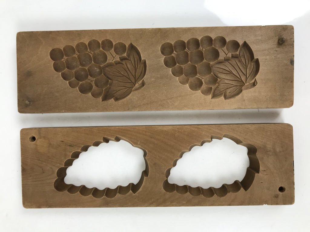 Japanese Wooden Kashigata Cake Mold Vtg Sweet Wagashi Grapes Budou Fruit Kg706