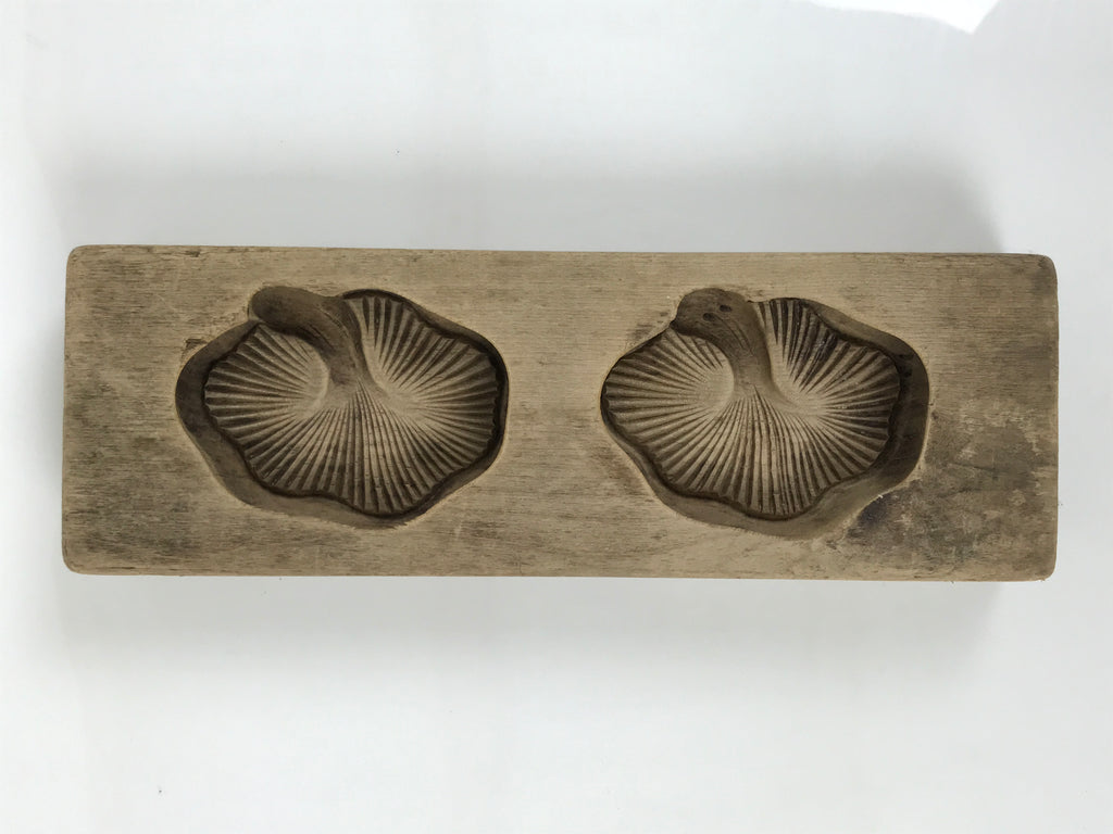 Japanese Wooden Kashigata Cake Mold Vtg Sweet Wagashi Shiitake Mushroom Kg750