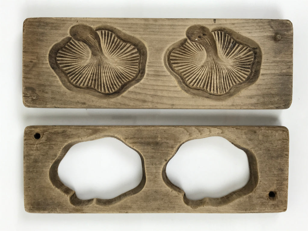 Japanese Wooden Kashigata Cake Mold Vtg Sweet Wagashi Shiitake Mushroom Kg750