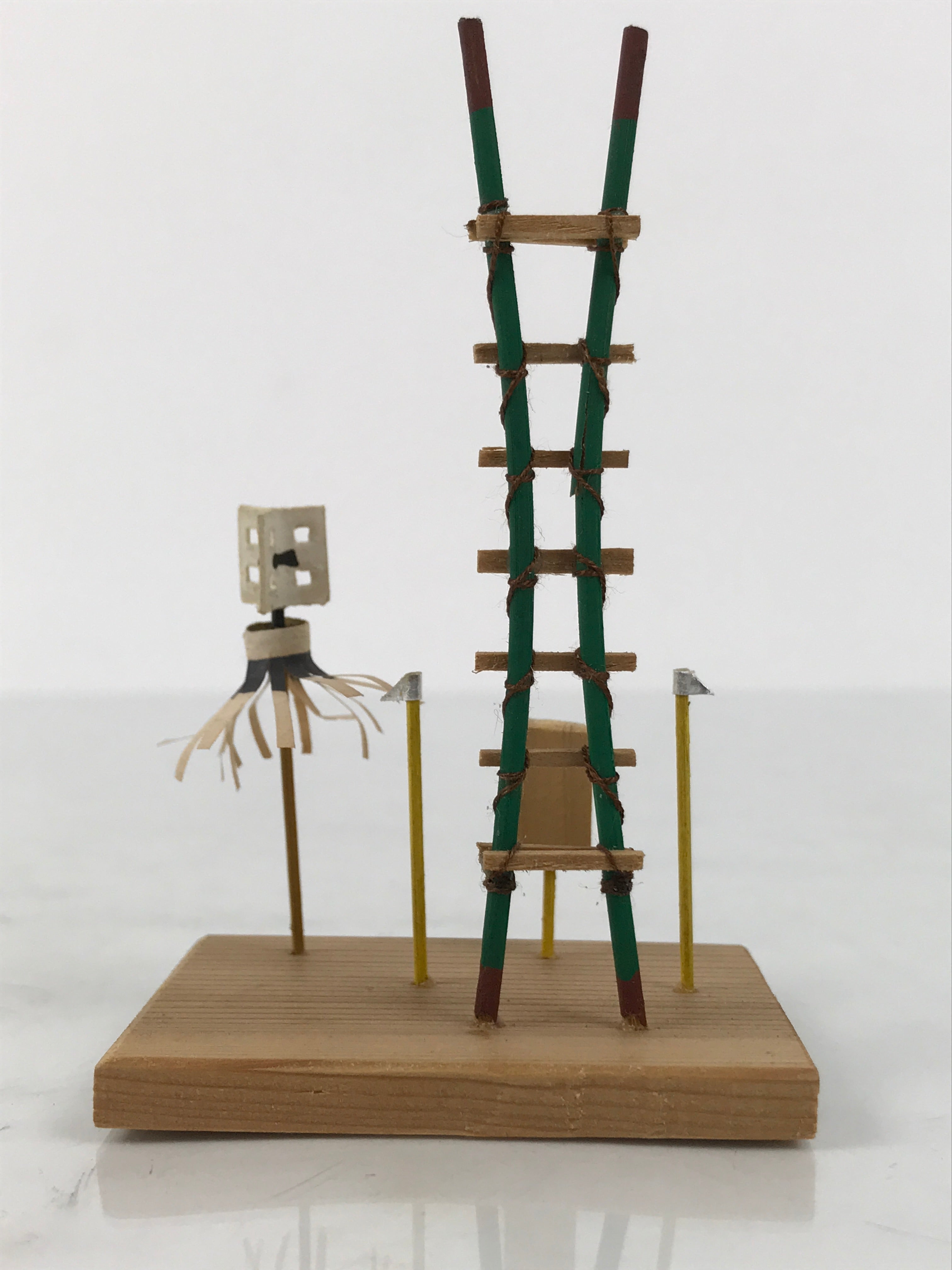 Japanese Wooden Kokeshi Display Vtg Miniature Ladder Flag Edo Fireman KF832