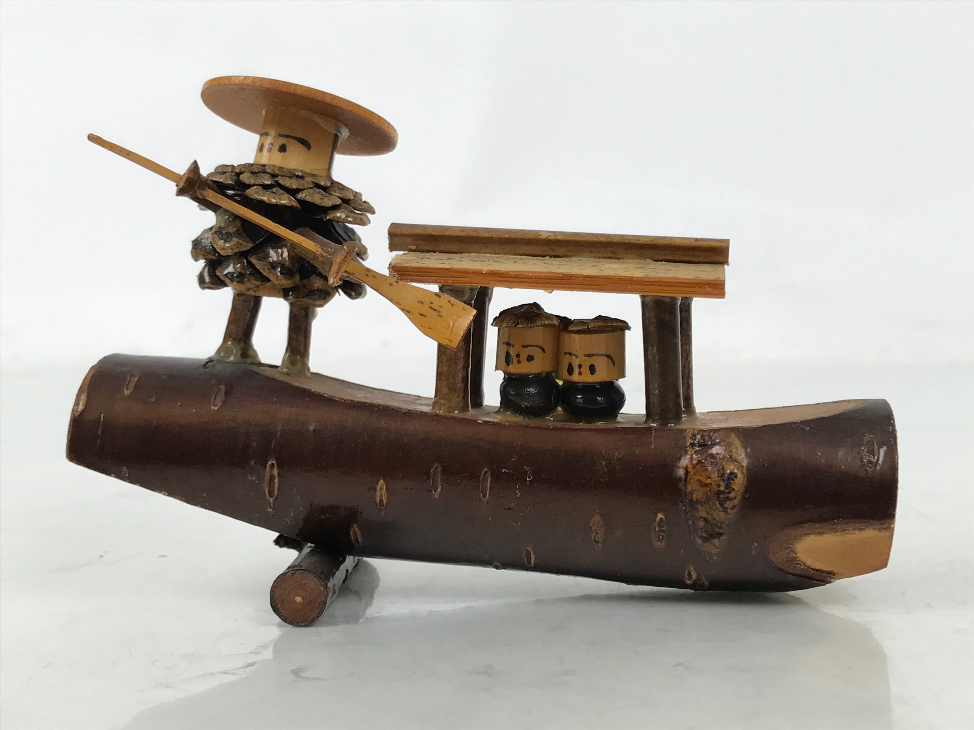 Japanese Wooden Kokeshi Doll Vtg Figurine 3 People Boat Pine Cone Brown KF756