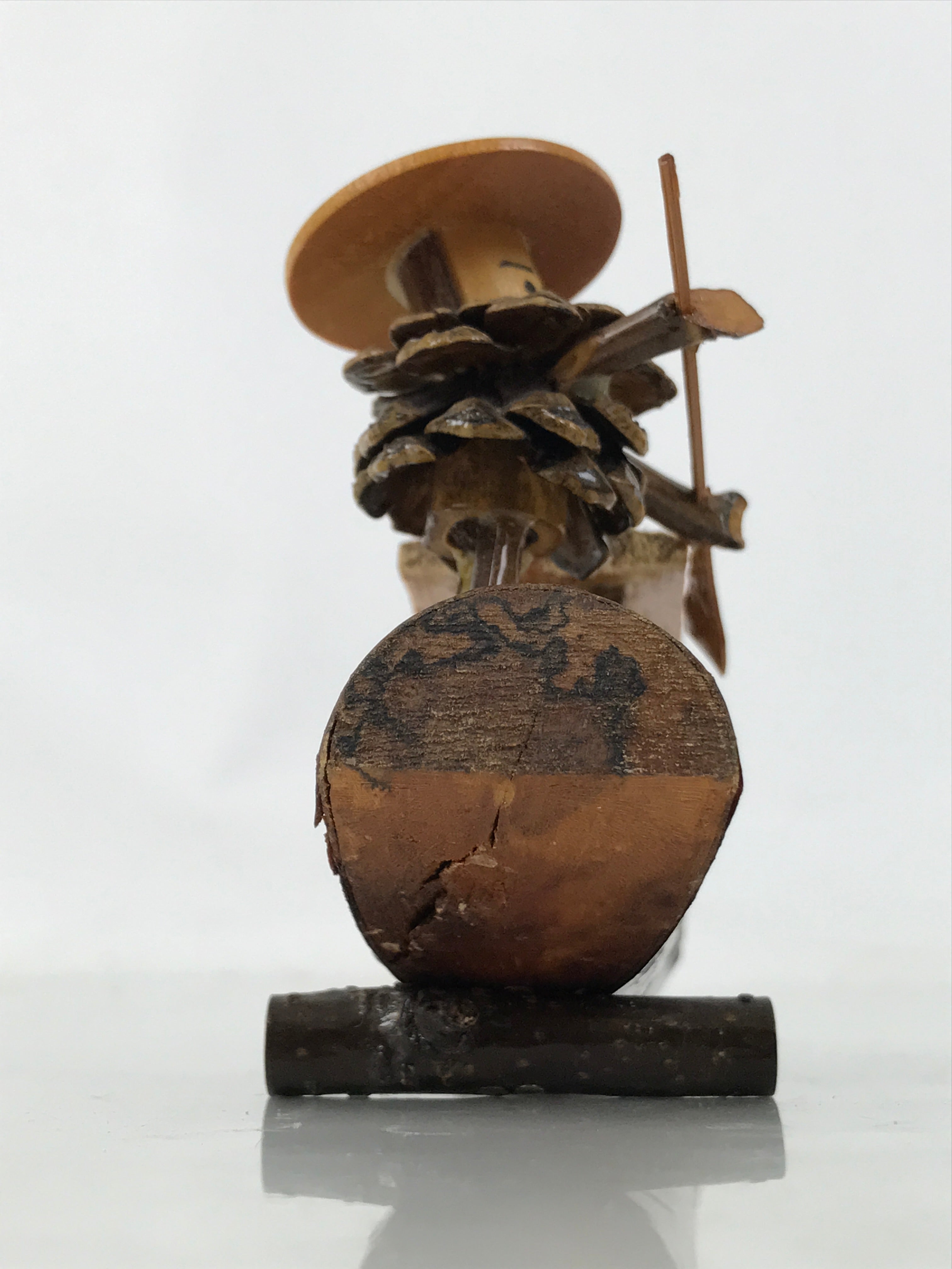 Japanese Wooden Kokeshi Doll Vtg Figurine 3 People Boat Pine Cone Brown KF756