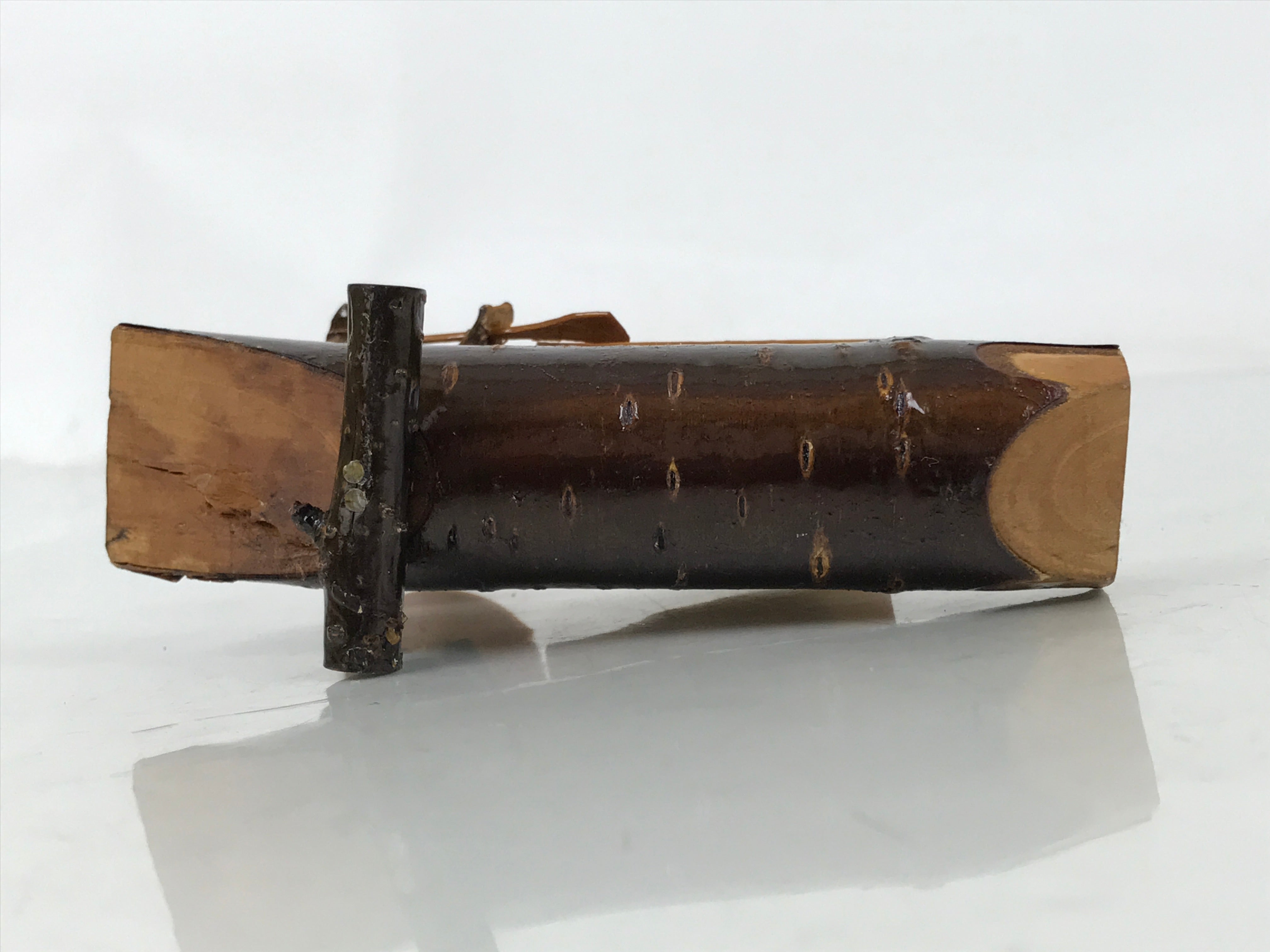 Japanese Wooden Kokeshi Doll Vtg Figurine 3 People Boat Pine Cone Brown KF756