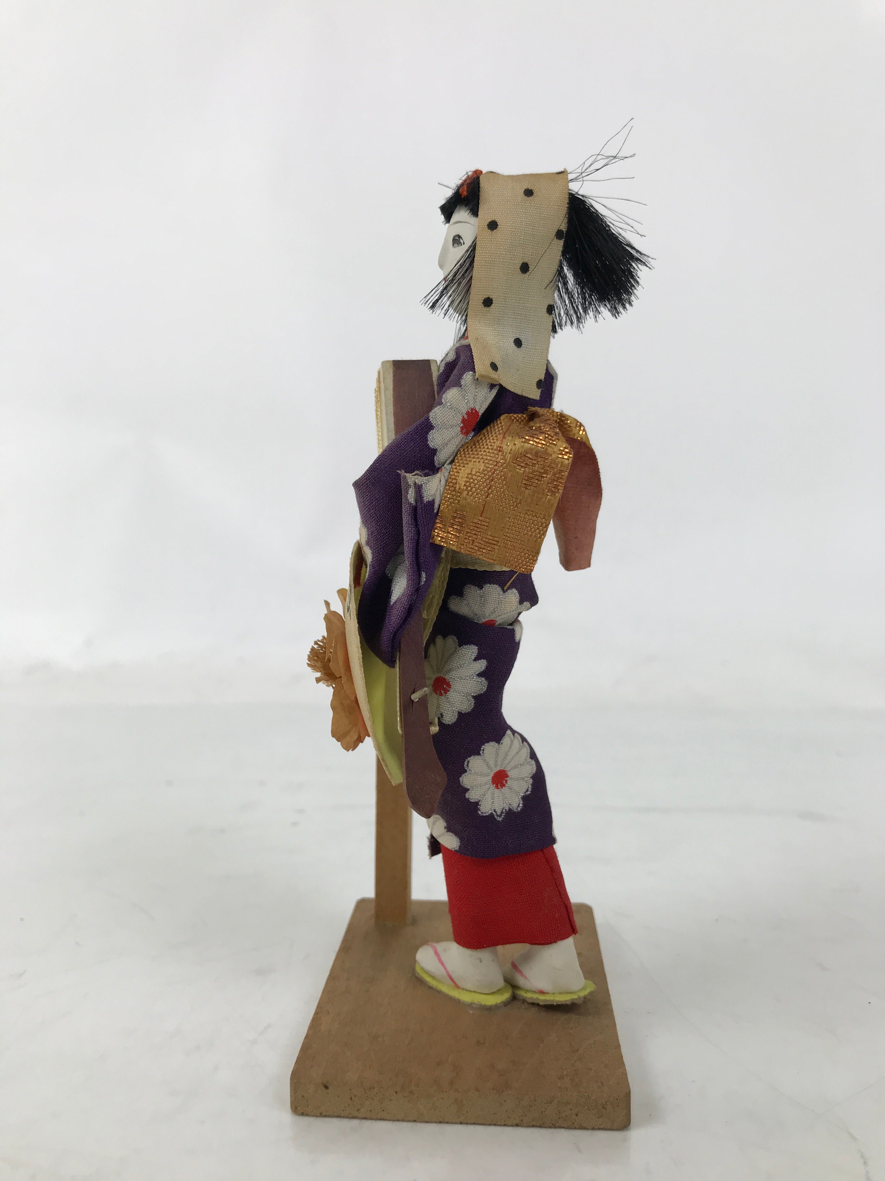 Japanese Wooden Kokeshi Doll Vtg Figurine Girl Kimono Flower Shamisen KF752