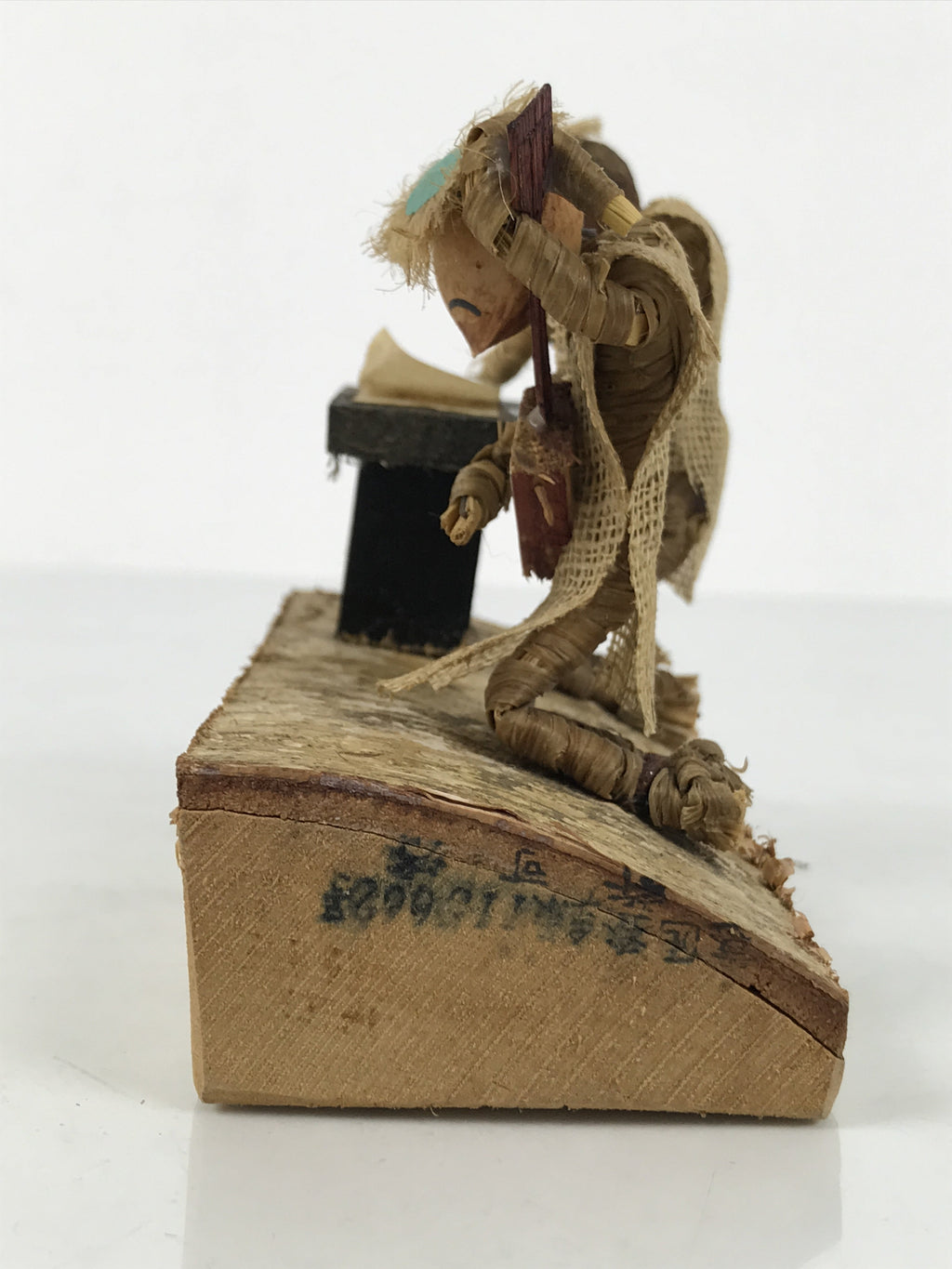 Japanese Wooden Kokeshi Doll Vtg Figurine Kappa Pair Nut Shamisen Song KF798