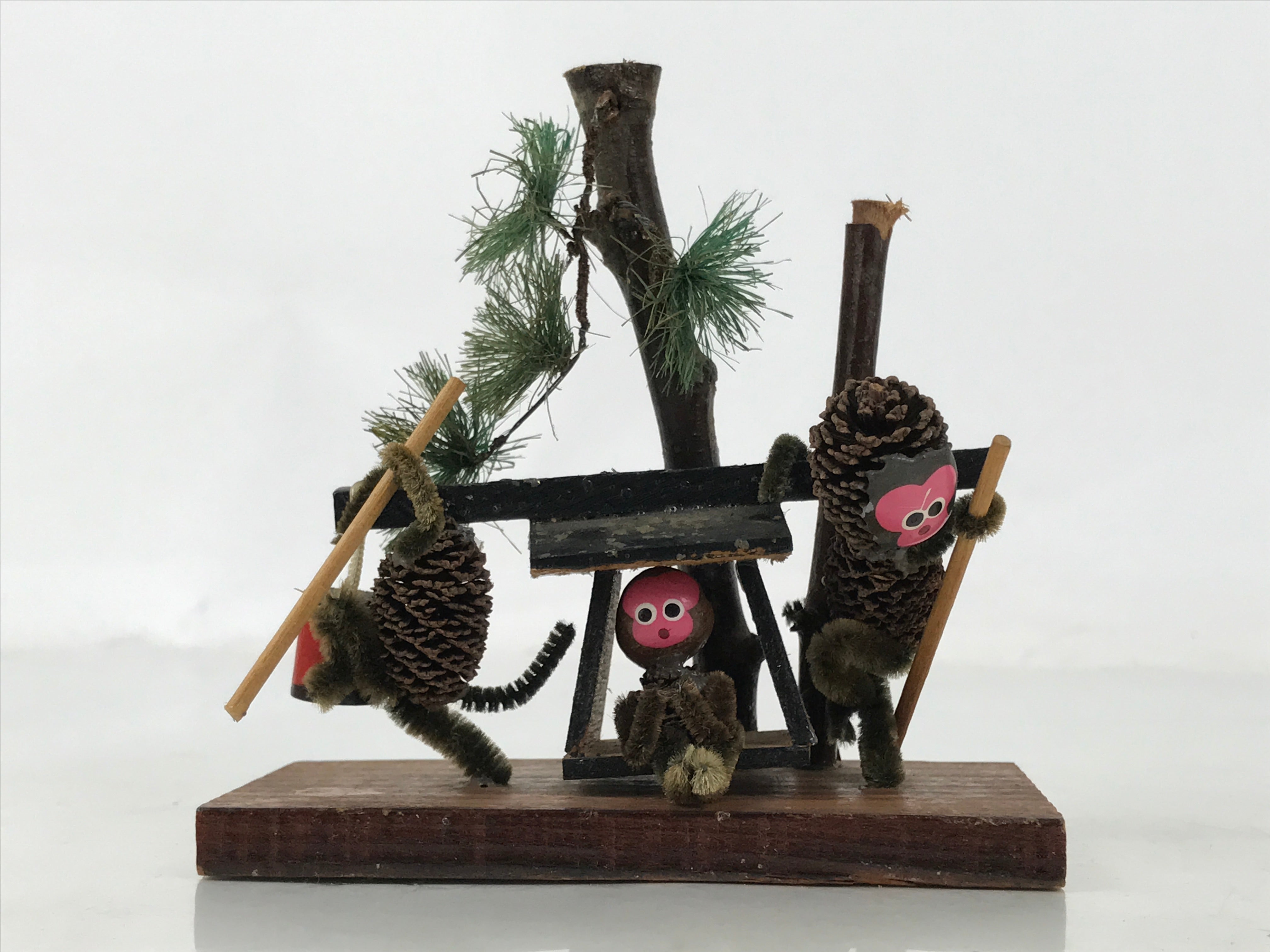 Japanese Wooden Kokeshi Doll Vtg Figurine Monkey Litter Palanquin Brown KF760