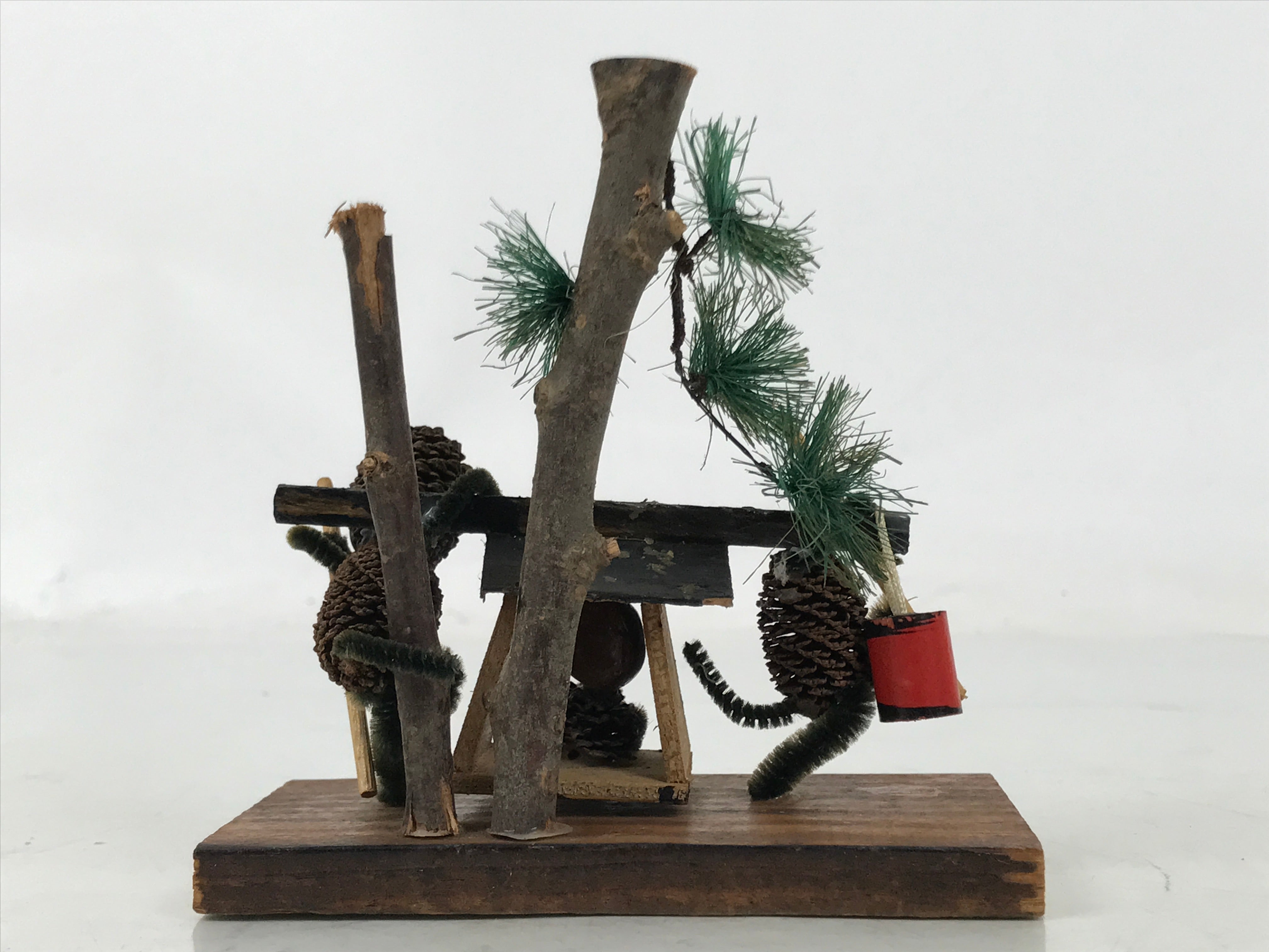 Japanese Wooden Kokeshi Doll Vtg Figurine Monkey Litter Palanquin Brown KF760