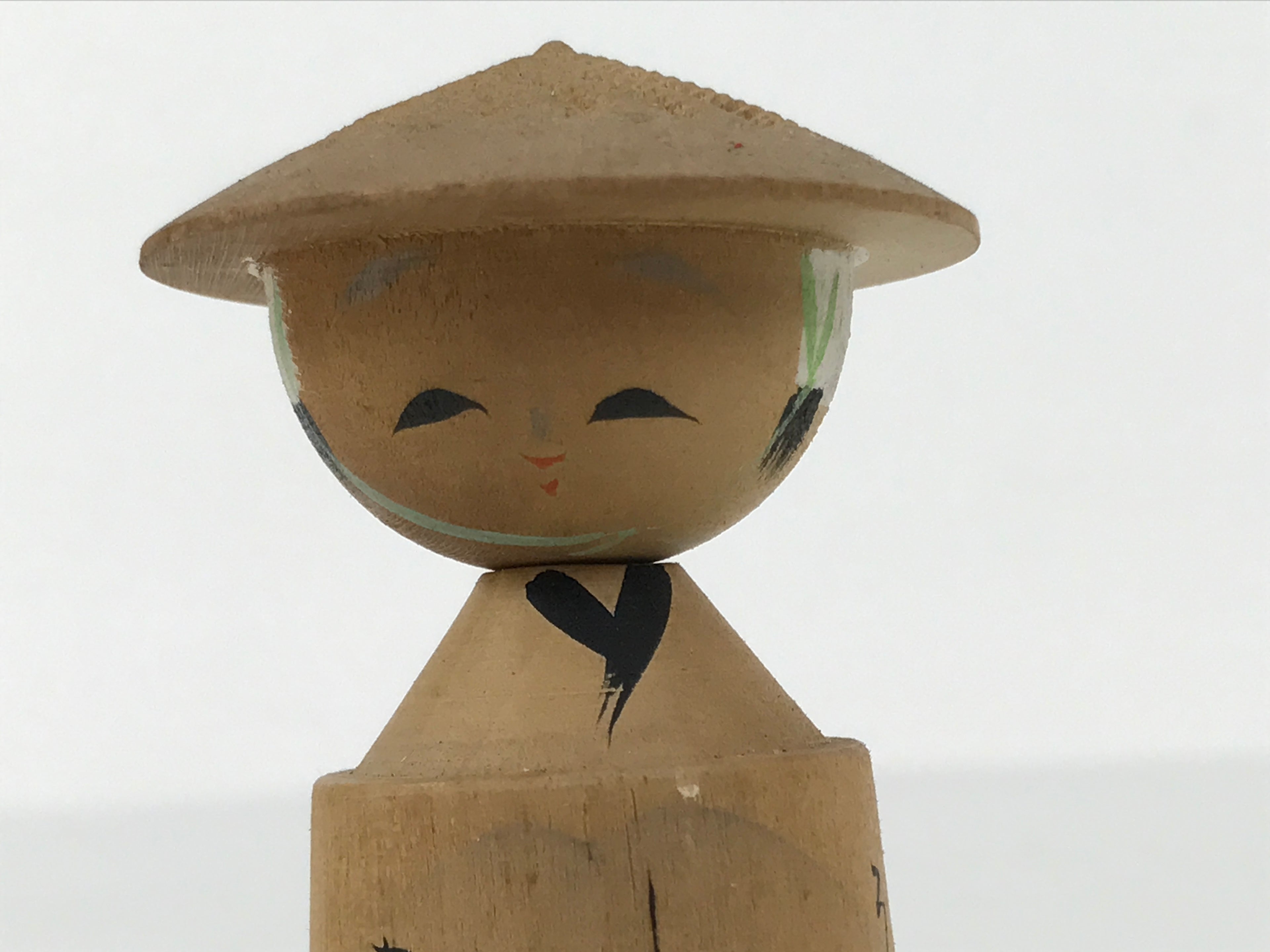 Japanese Wooden Kokeshi Doll Vtg Figurine Wobbly Head Hat Kyoto Pagoda KF815