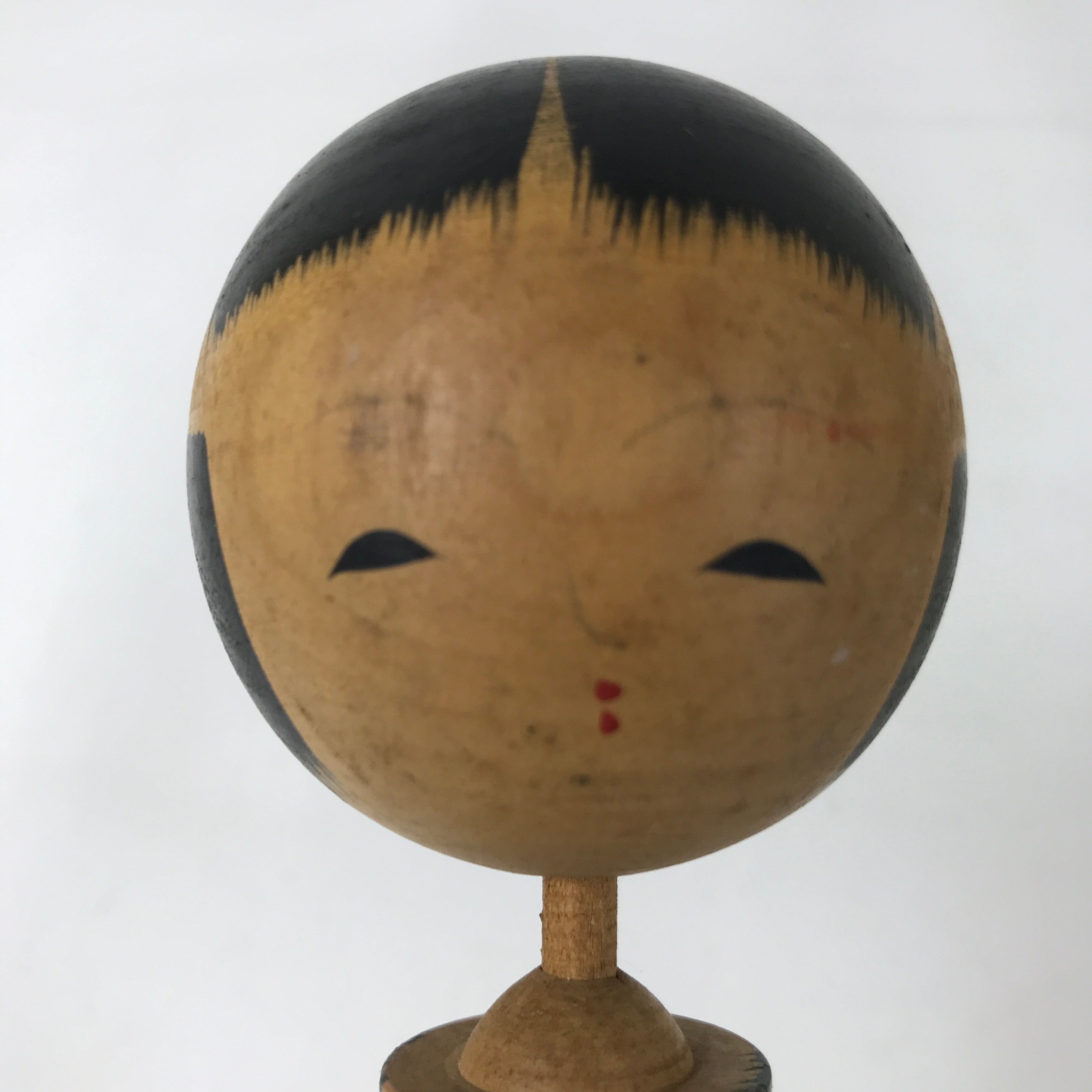 Japanese Wooden Kokeshi Doll Vtg Green White Leaves Pattern Kimono KF728
