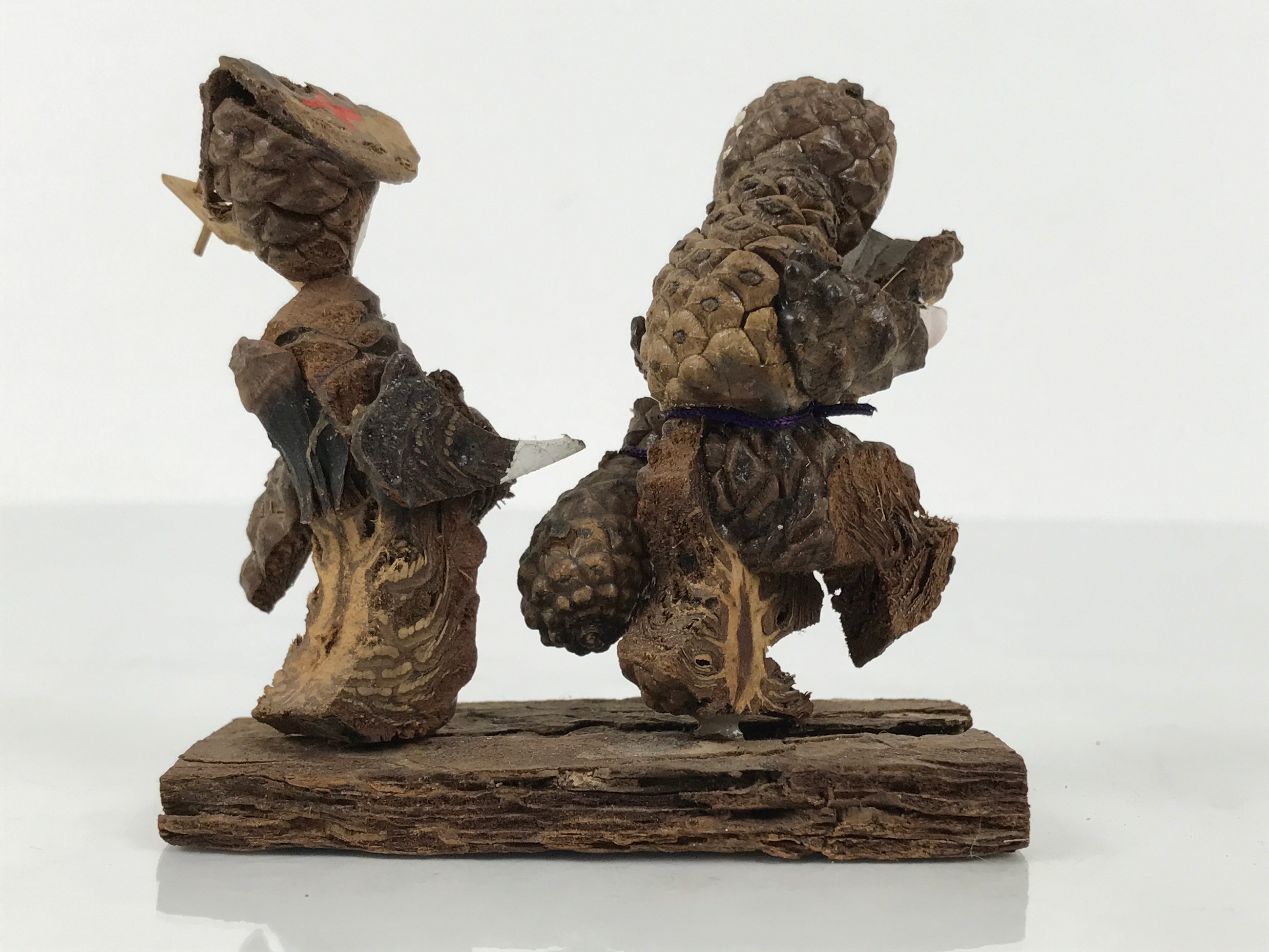 Japanese Wooden Kokeshi Doll Vtg Kimono Couple Figurine Pinecone Brown KF812