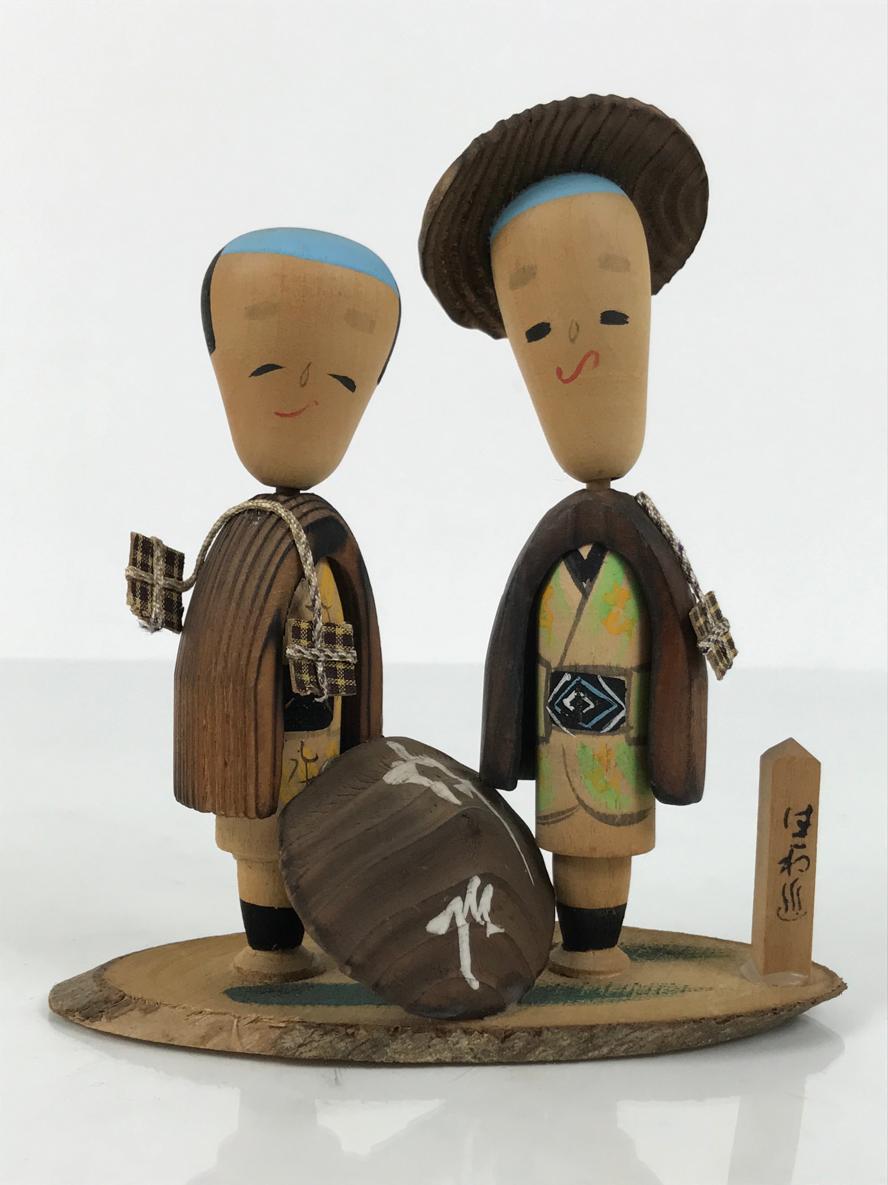 Japanese Wooden Kokeshi Doll Vtg Wobbly Head Kimono Figurine Hakone Travel KF830