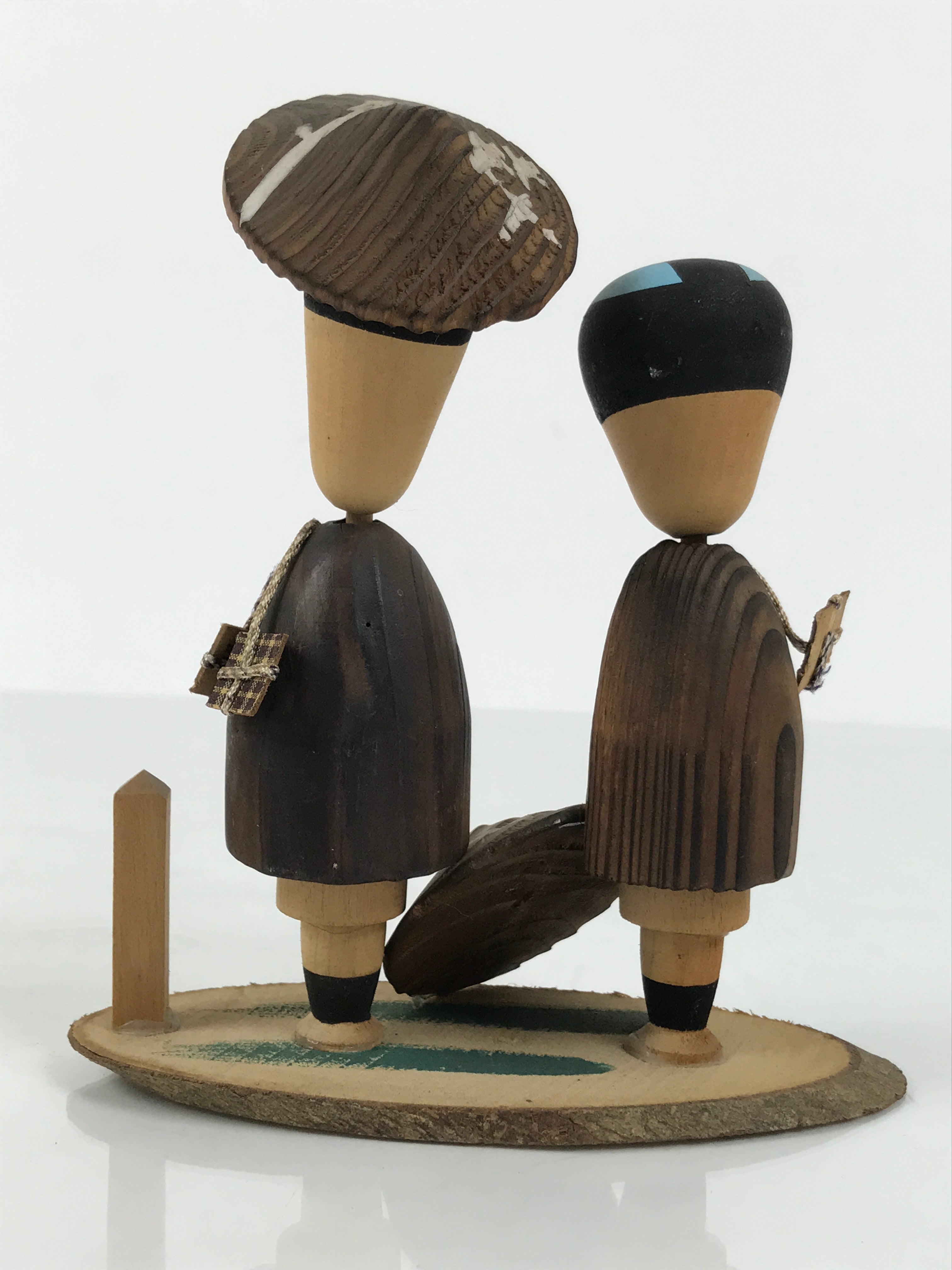 Japanese Wooden Kokeshi Doll Vtg Wobbly Head Kimono Figurine Hakone Travel KF830