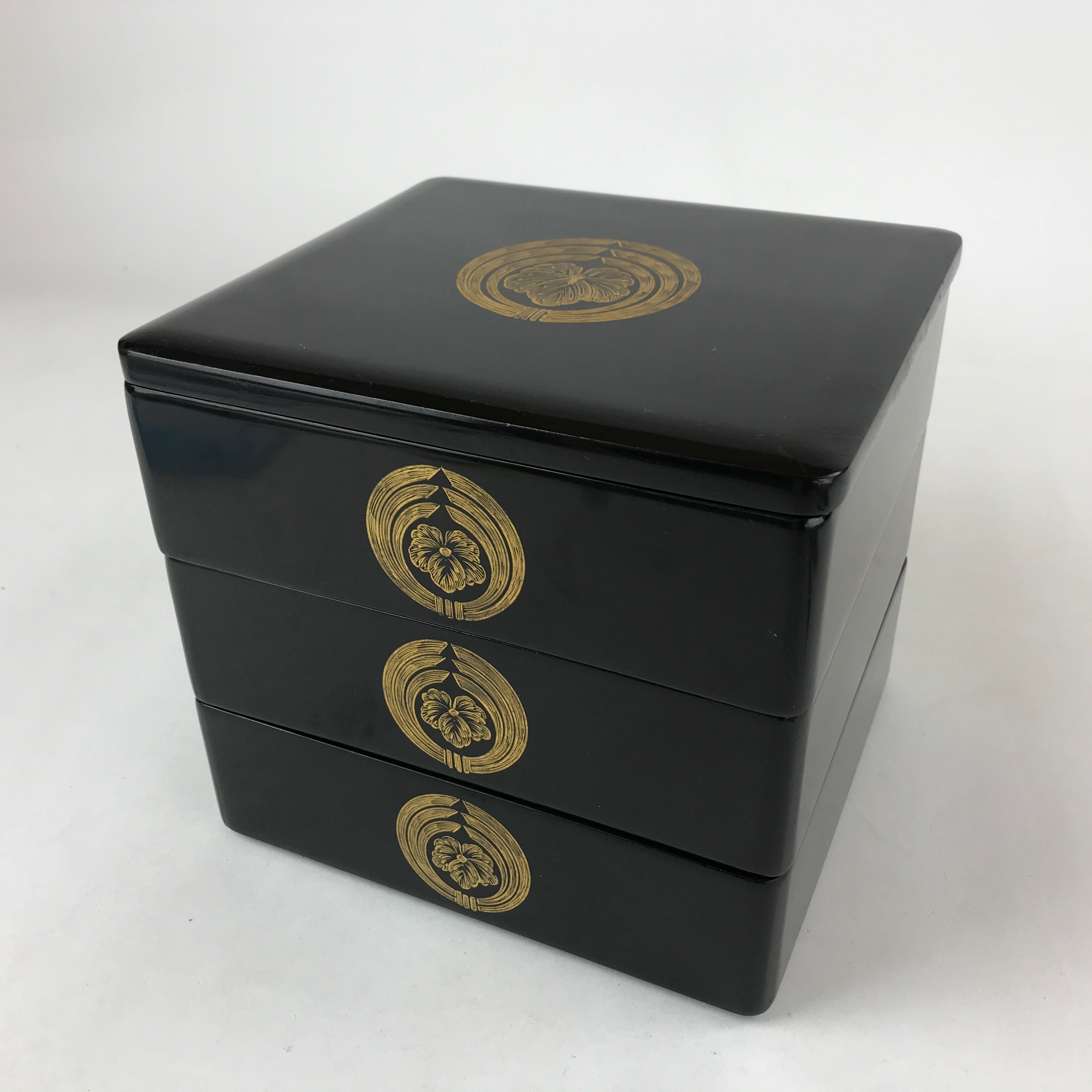 Japanese Wooden Lacquered Bento Box 3 Tier Vtg Kamon Family Crest Black Red L102