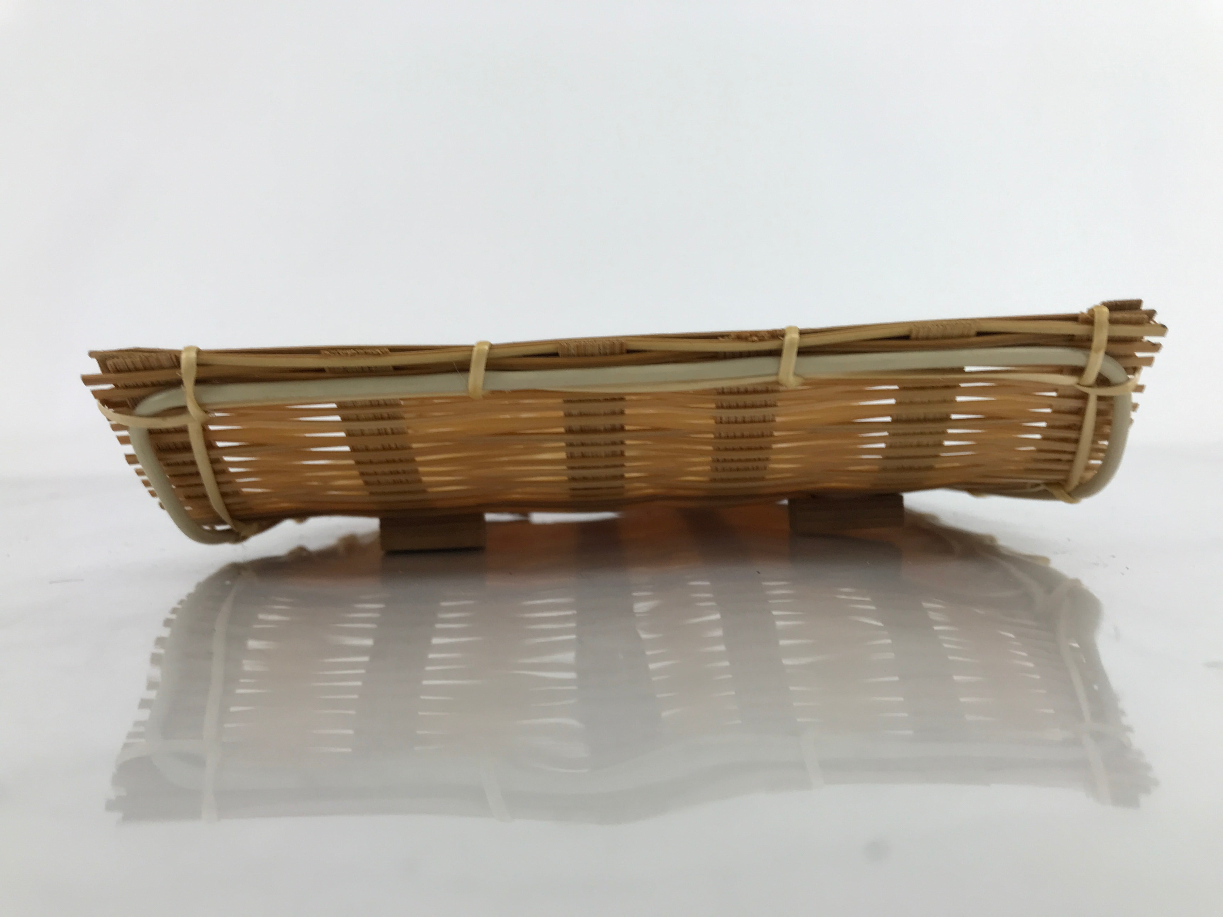 Japanese Woven Bamboo Small Plate Memeizara Vtg Hand Towel Sweets Brown L270