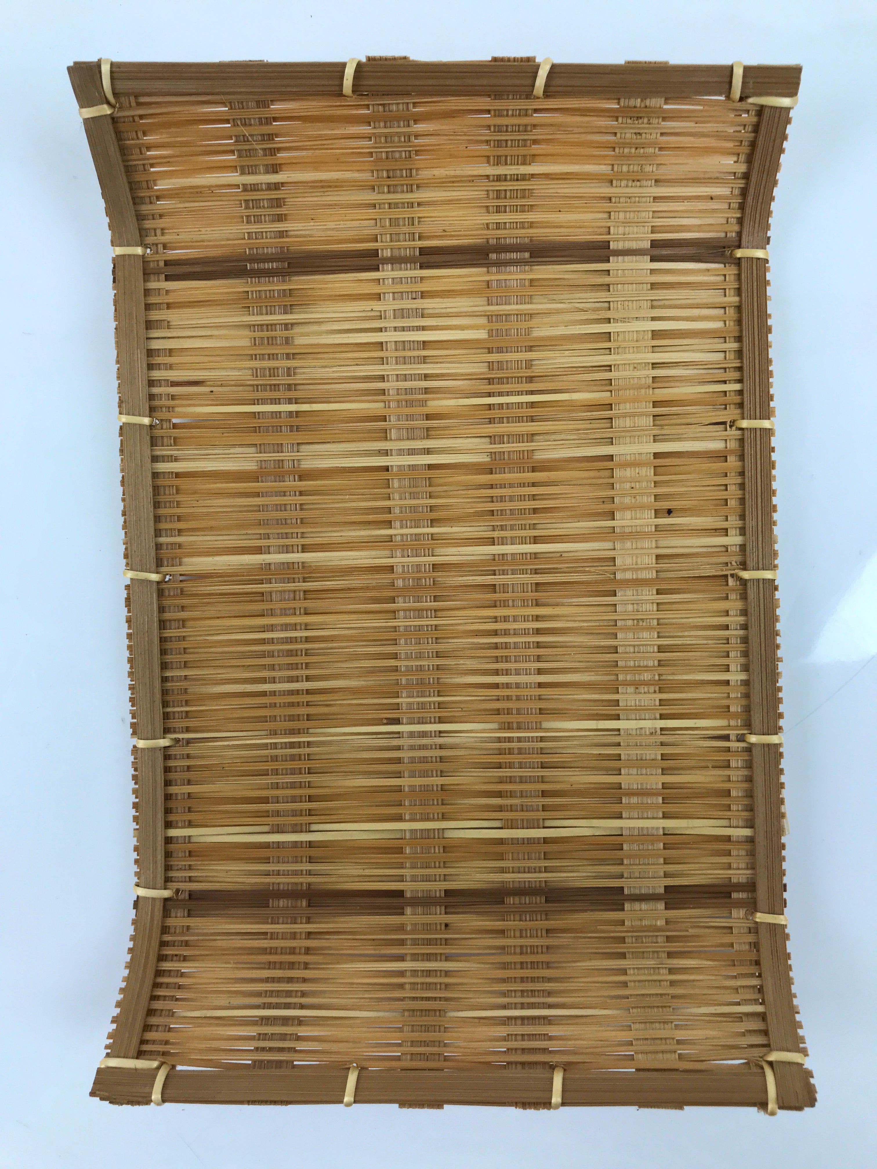 Japanese Woven Bamboo Small Plate Memeizara Vtg Hand Towel Sweets Brown L270