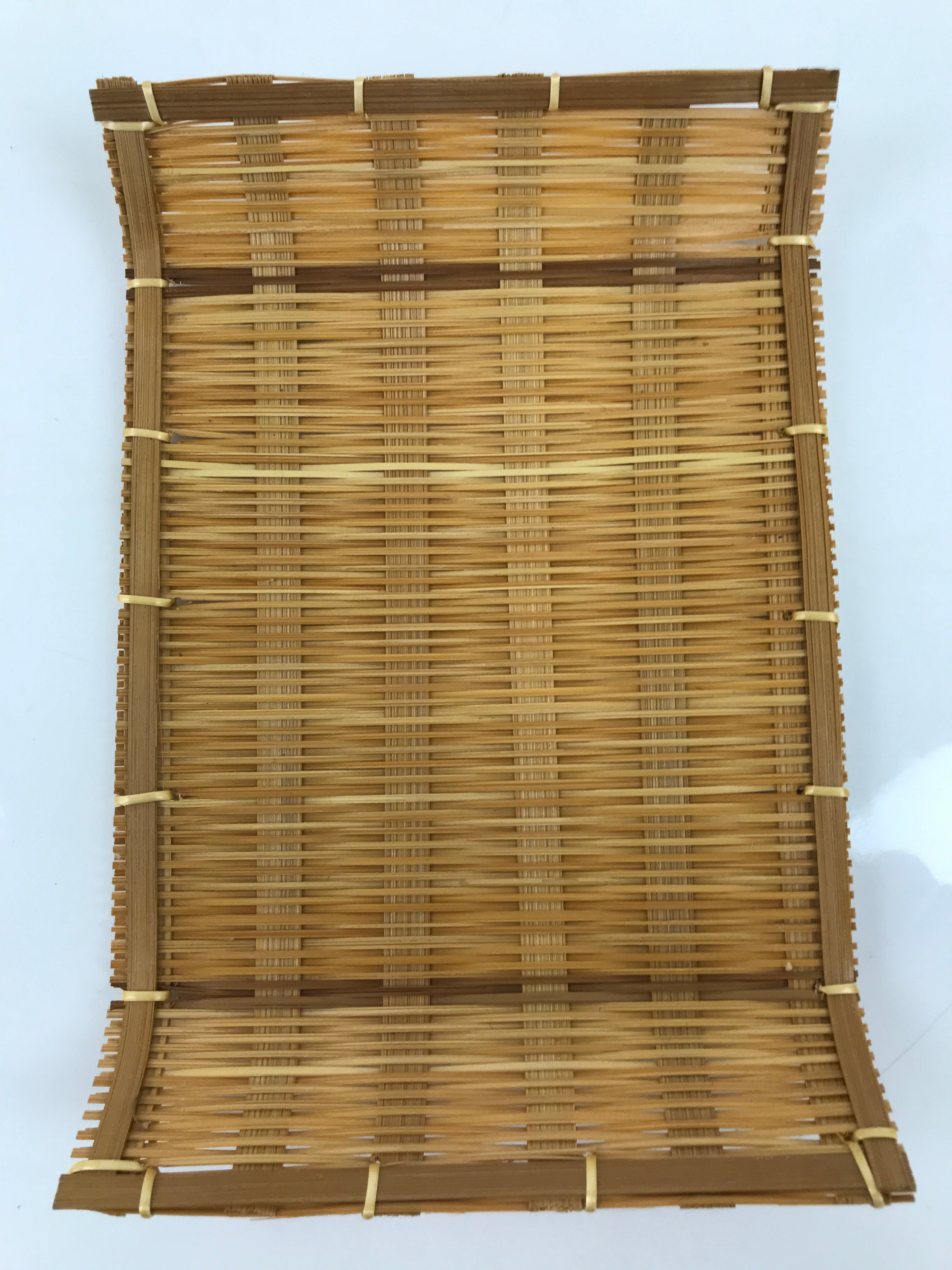 Japanese Woven Bamboo Small Plate Memeizara Vtg Hand Towel Sweets Brown L276