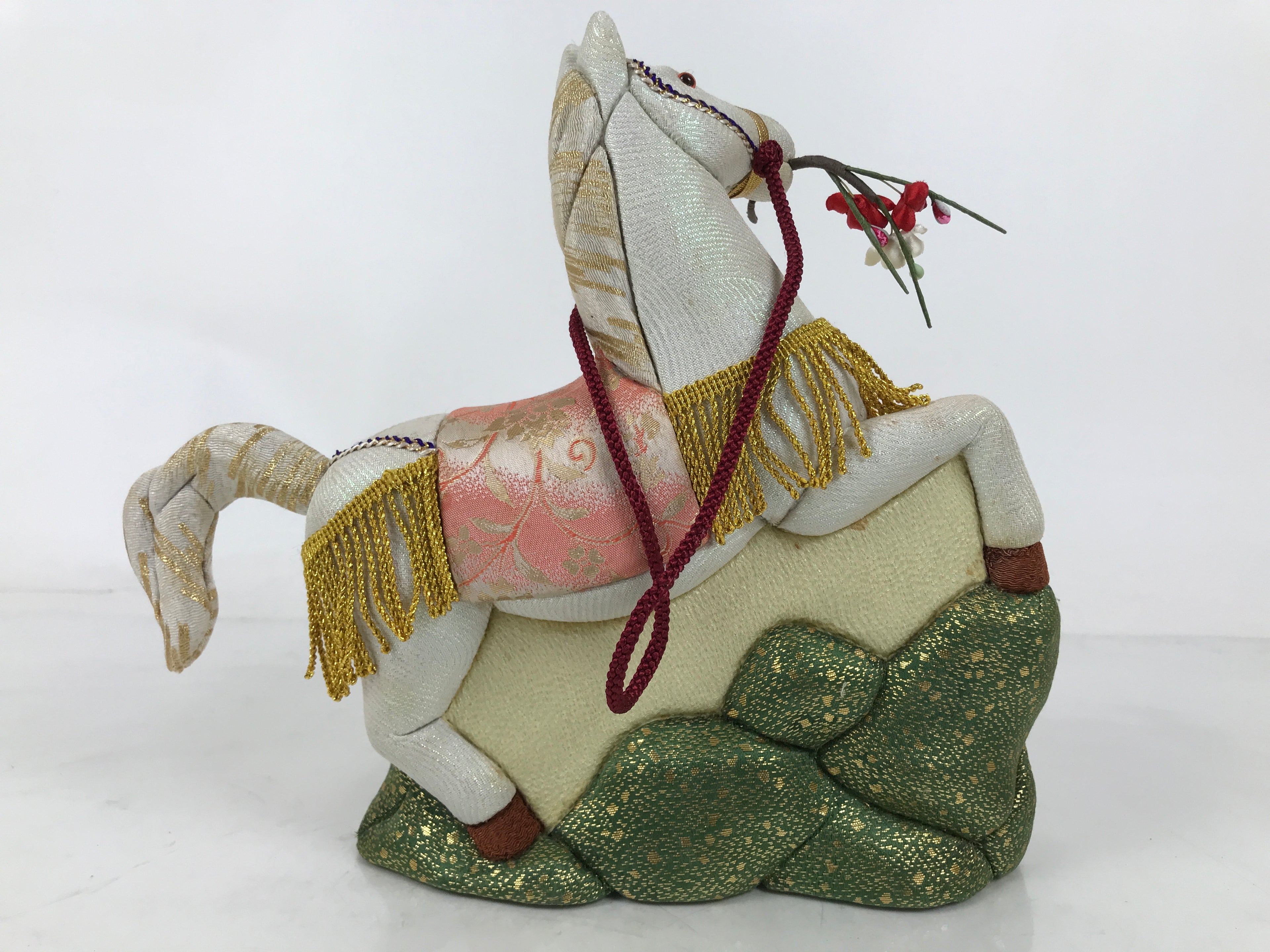 Japanese Zodiac Fabric Doll Horse Vtg Kimekomi Ningyo Animal White Tenma ST29