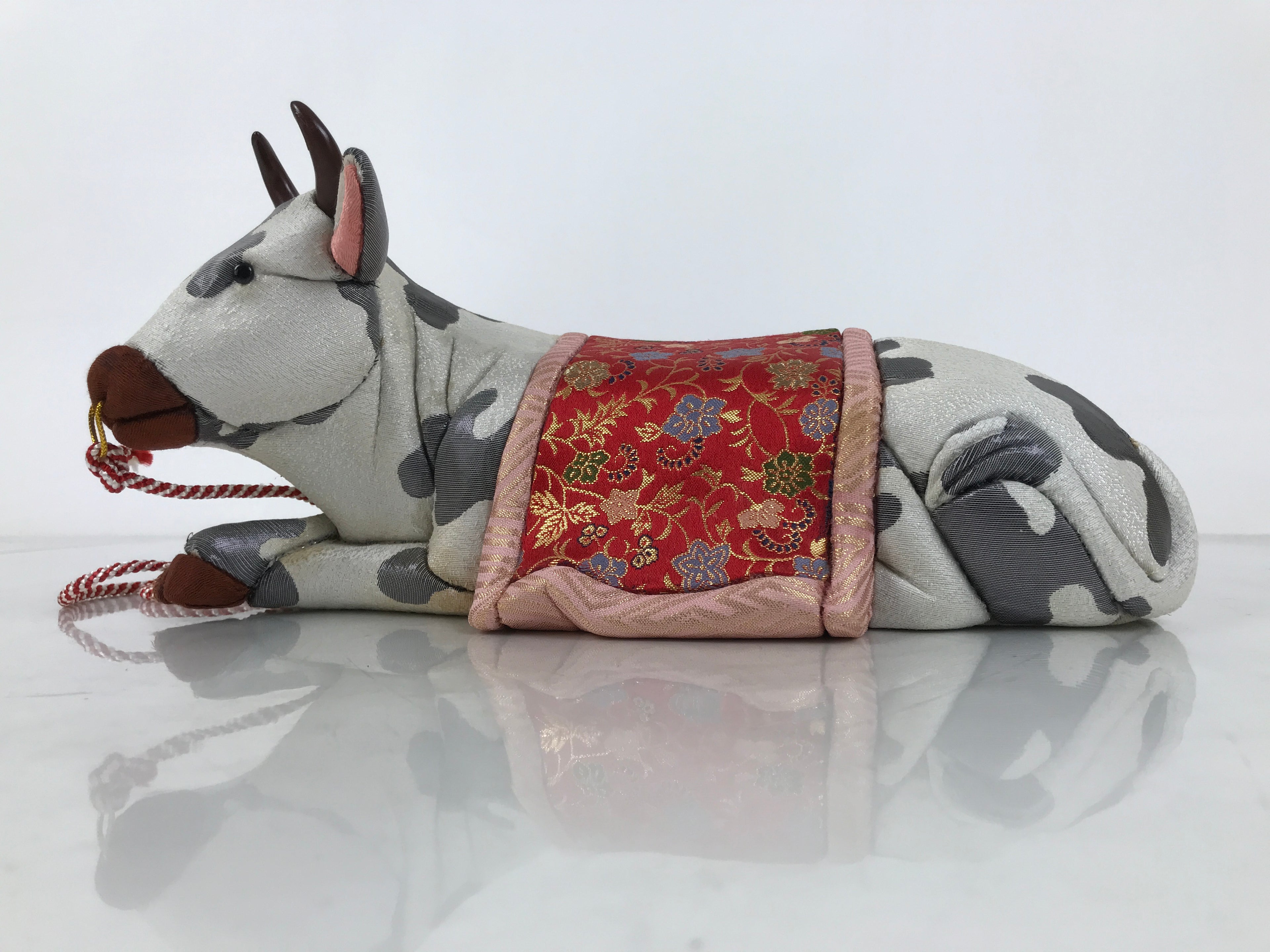 Japanese Zodiac Fabric Ox Doll Vtg Kimekomi Ningyo Animal Rice Barrel White ST26