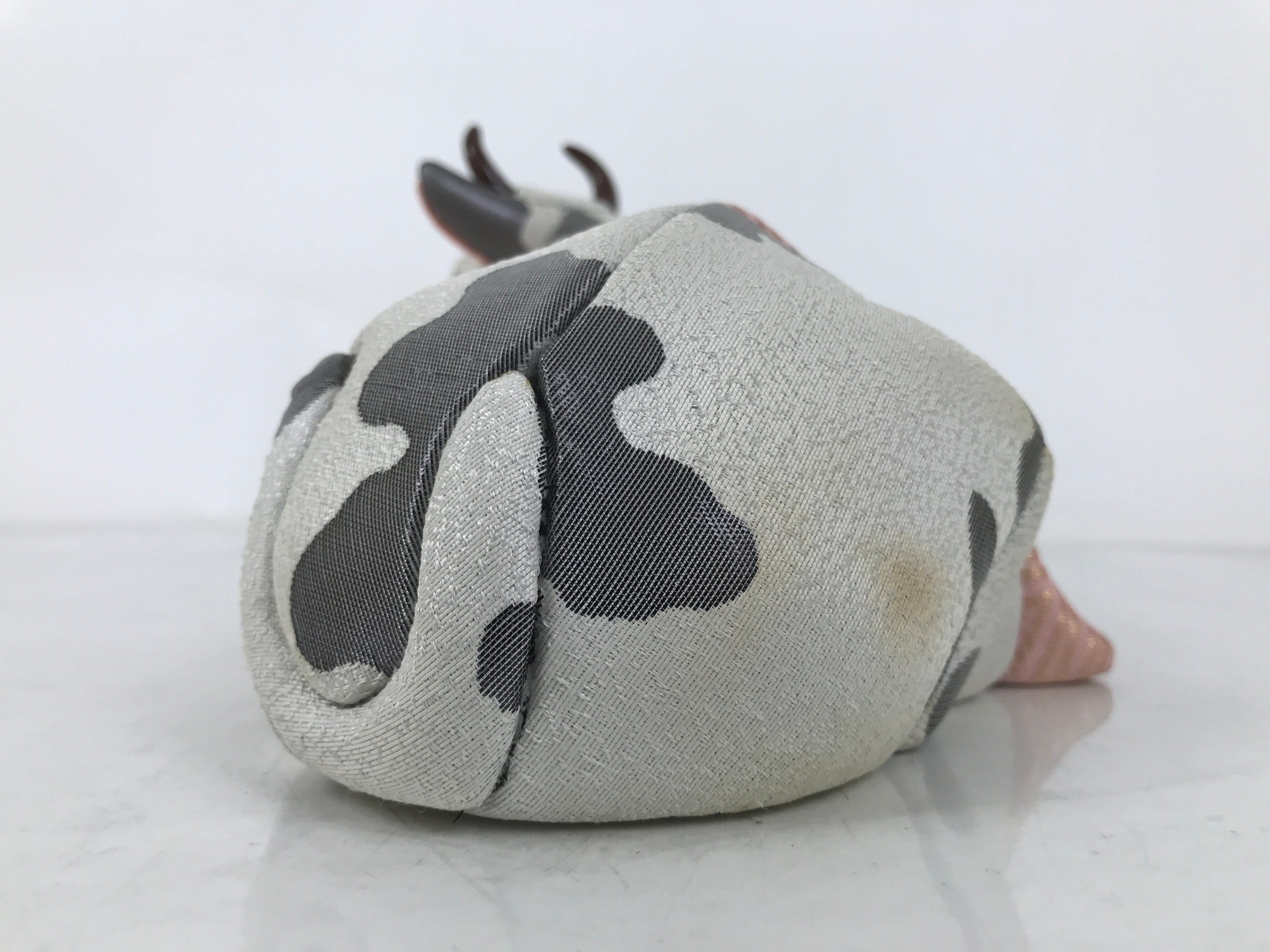 Japanese Zodiac Fabric Ox Doll Vtg Kimekomi Ningyo Animal Rice Barrel White ST26