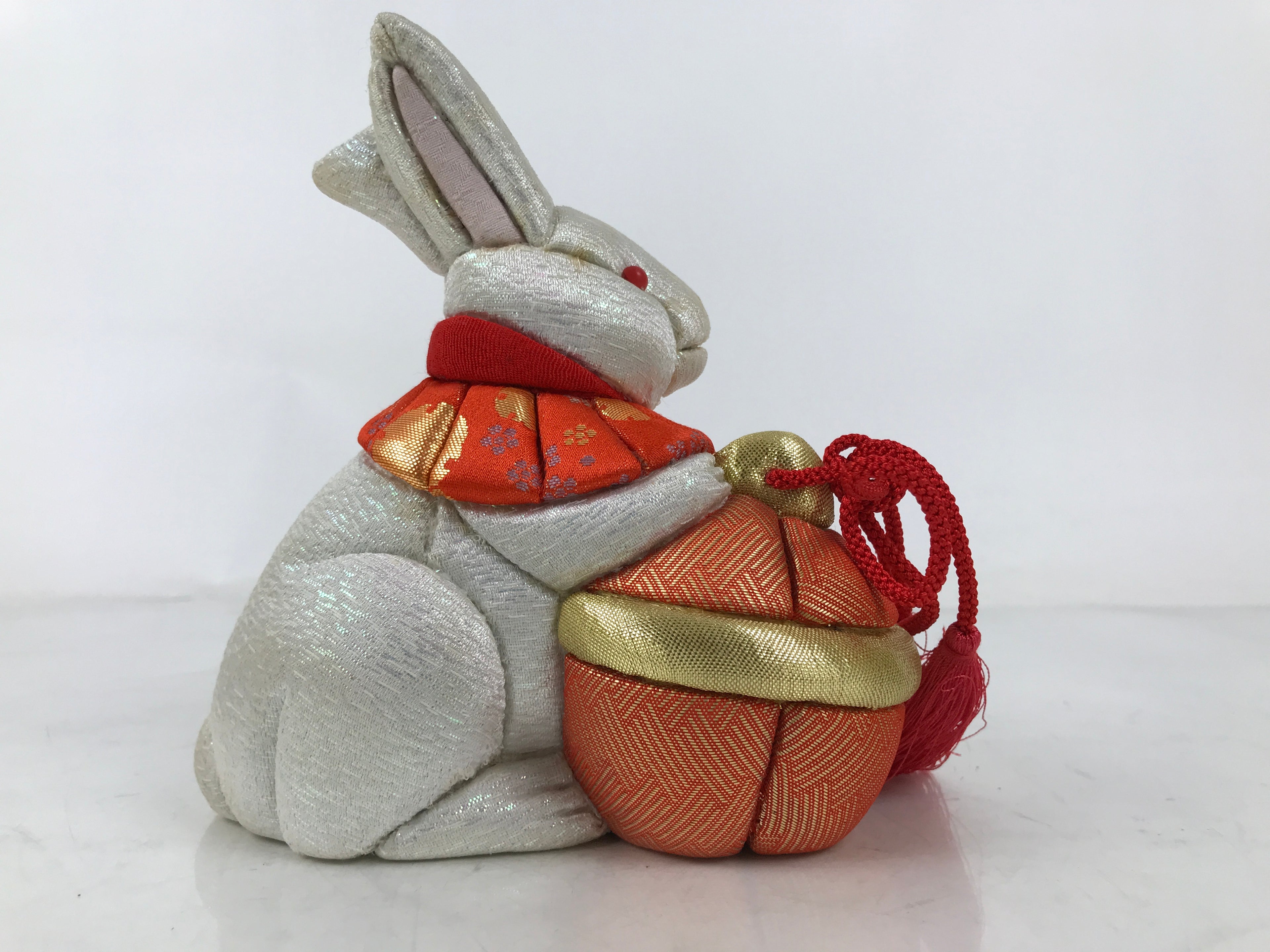 Japanese Zodiac Silk Fabric Rabbit Doll Vtg Kimekomi Ningyo Animal Usagi ST35