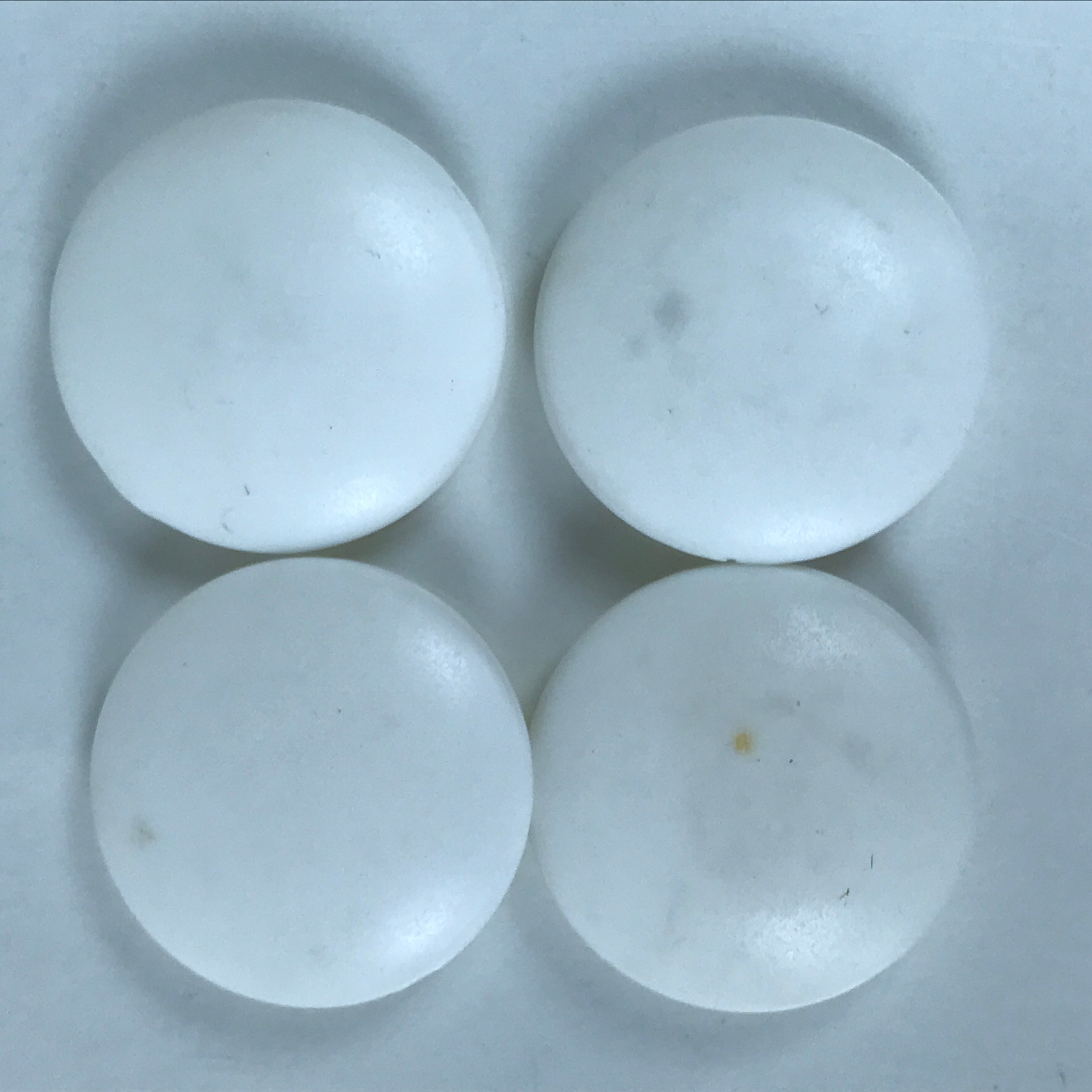 Japanese Go Stone Goishi Game Pieces Vtg Traditional Igo White Resin Plastic GO9