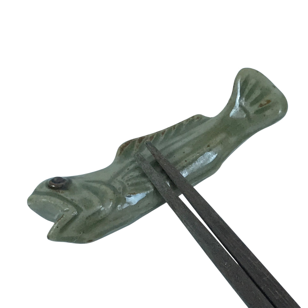 Japanese Ceramic Chopstick Rest Hashioki Vtg Utensil Holder Green Fish CR279-KT - Chopstick Holder-chidorivintage.com