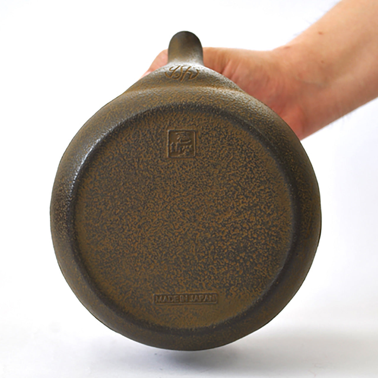 Tea supplies, Cast iron kettle, 1.3L, Brown - Award-winning work, Nambu ironware, Metalwork