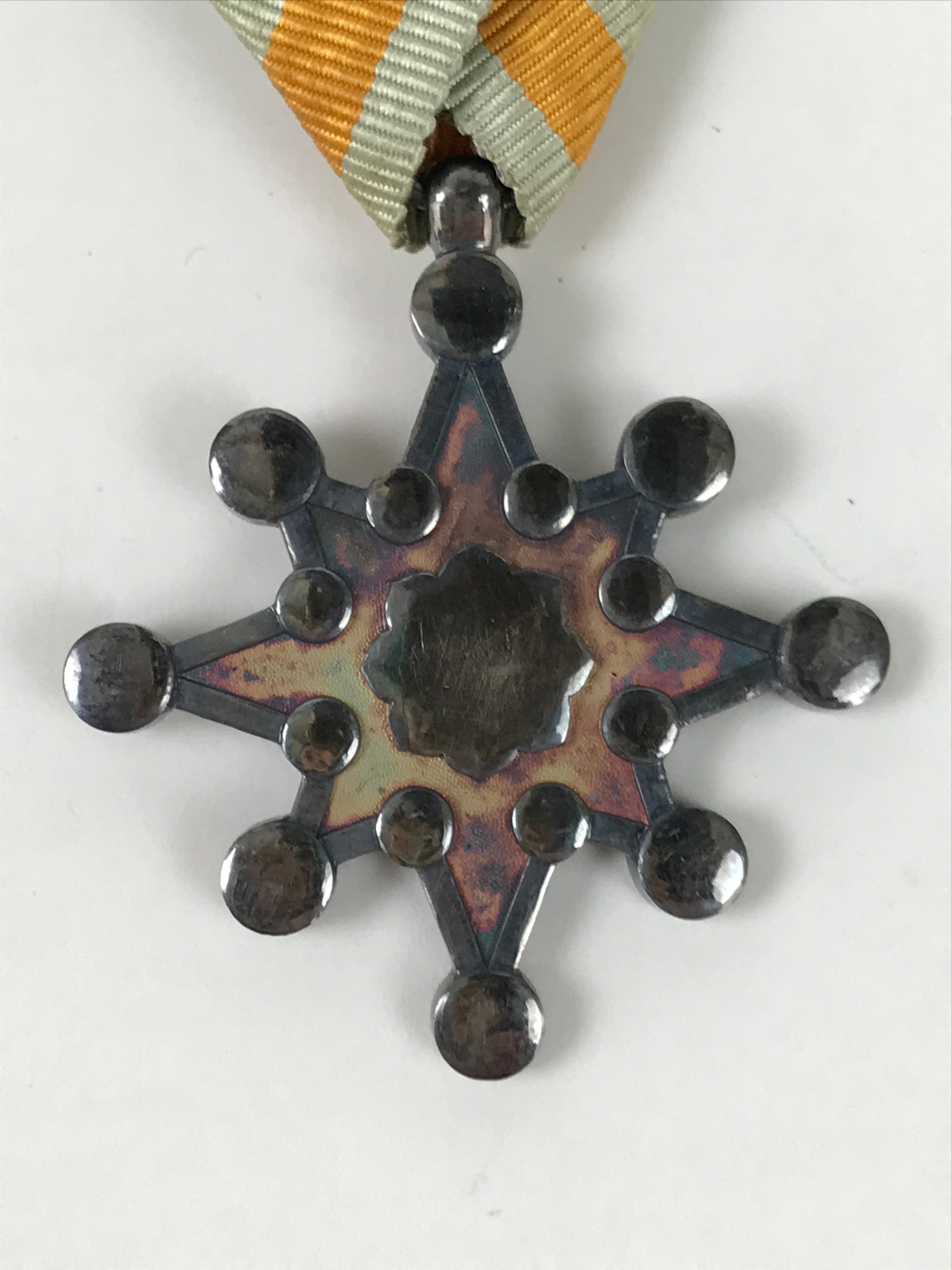 Vintage Japanese Order Of The Sacred Treasure Medal 8th Class W/ Box JK811