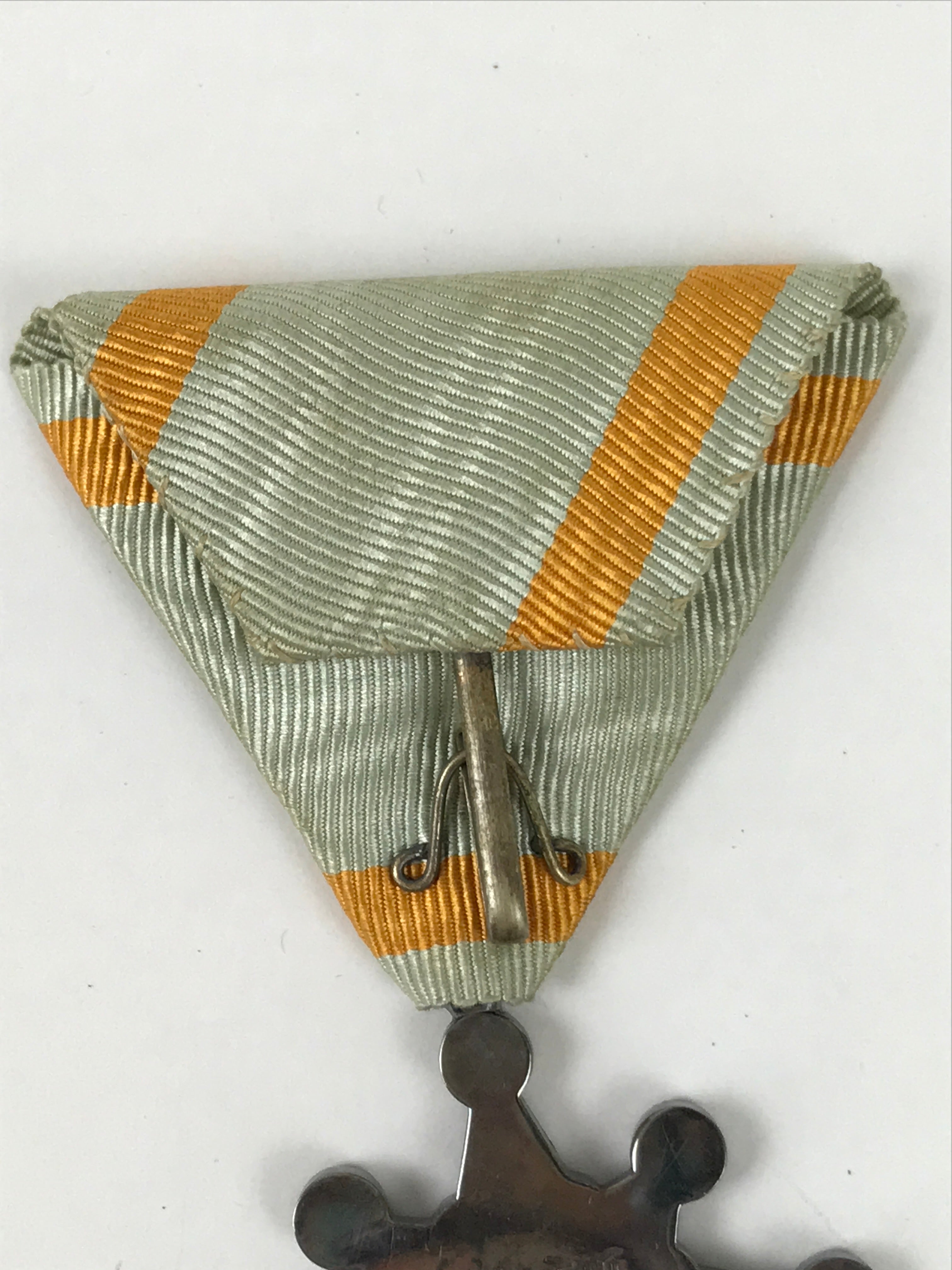 Vintage Japanese Order Of The Sacred Treasure Medal 8th Class W/ Box JK811