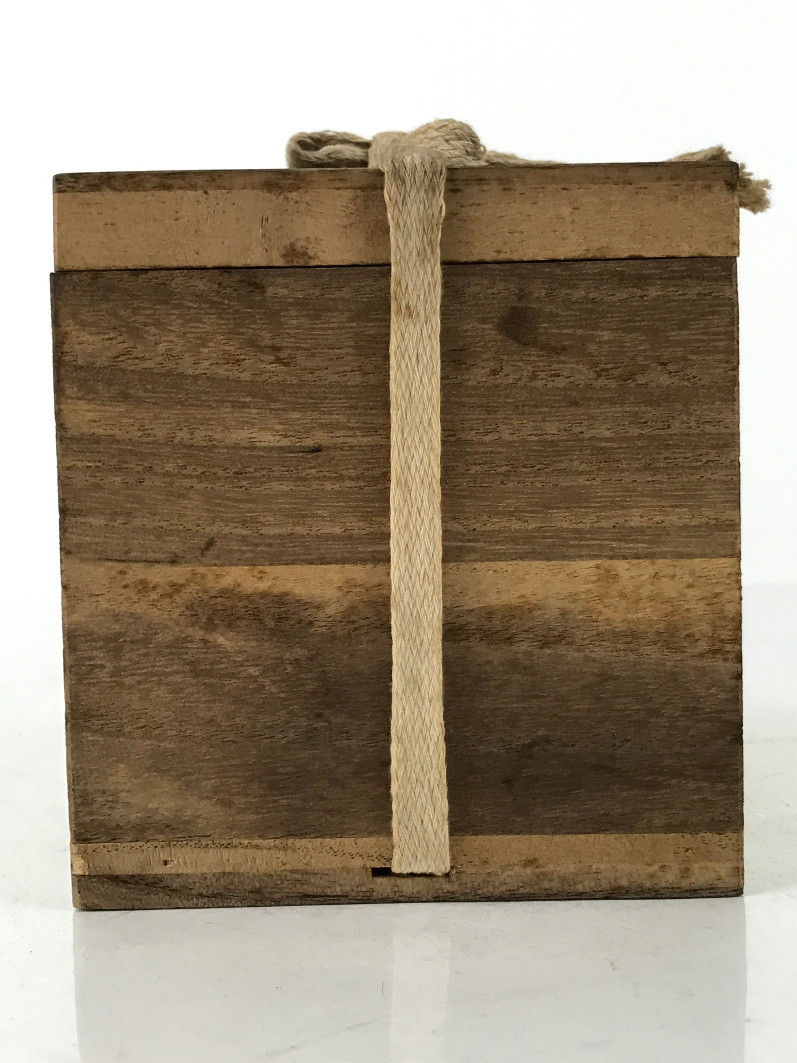 Vintage Japanese Wooden Pottery Storage Box Inside 9.6x9.6x9cm Brown X140