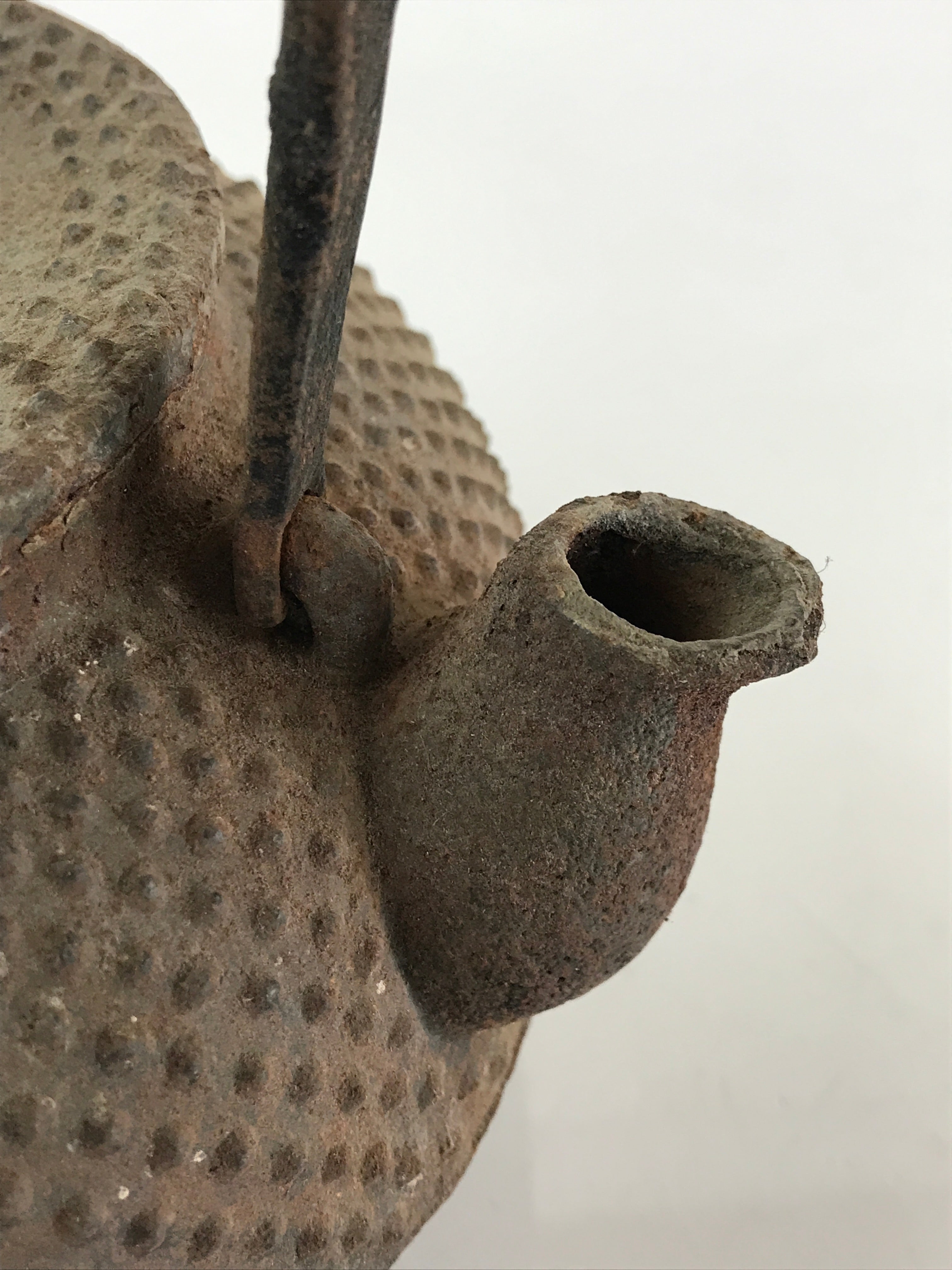Antique C1880 Japanese Cast Iron Tetsubin Kettle Teapot Nanbu Tekki T105