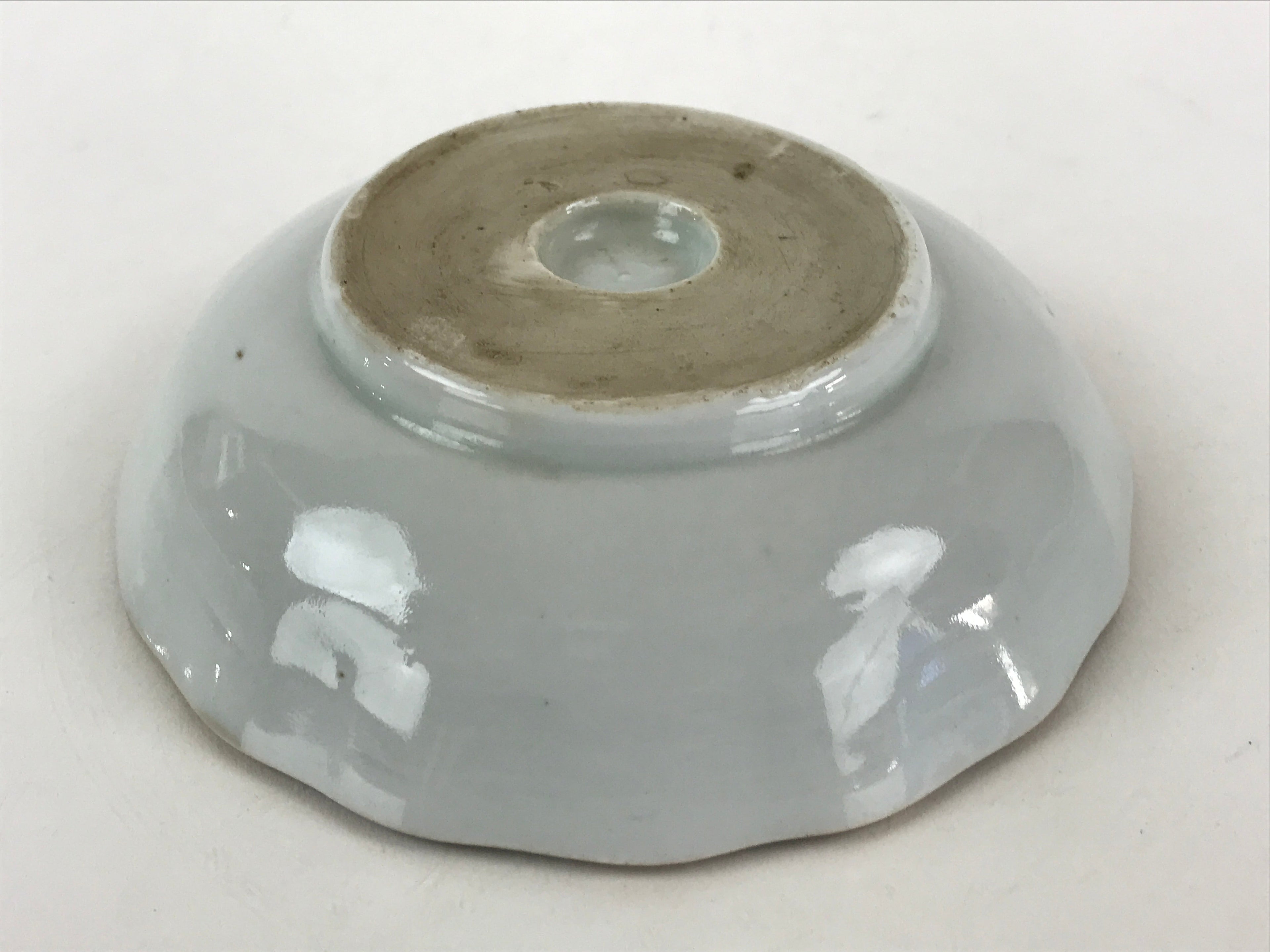 Antique C1900 Japanese Porcelain Bowl Blue Sometsuke Tower White PY214