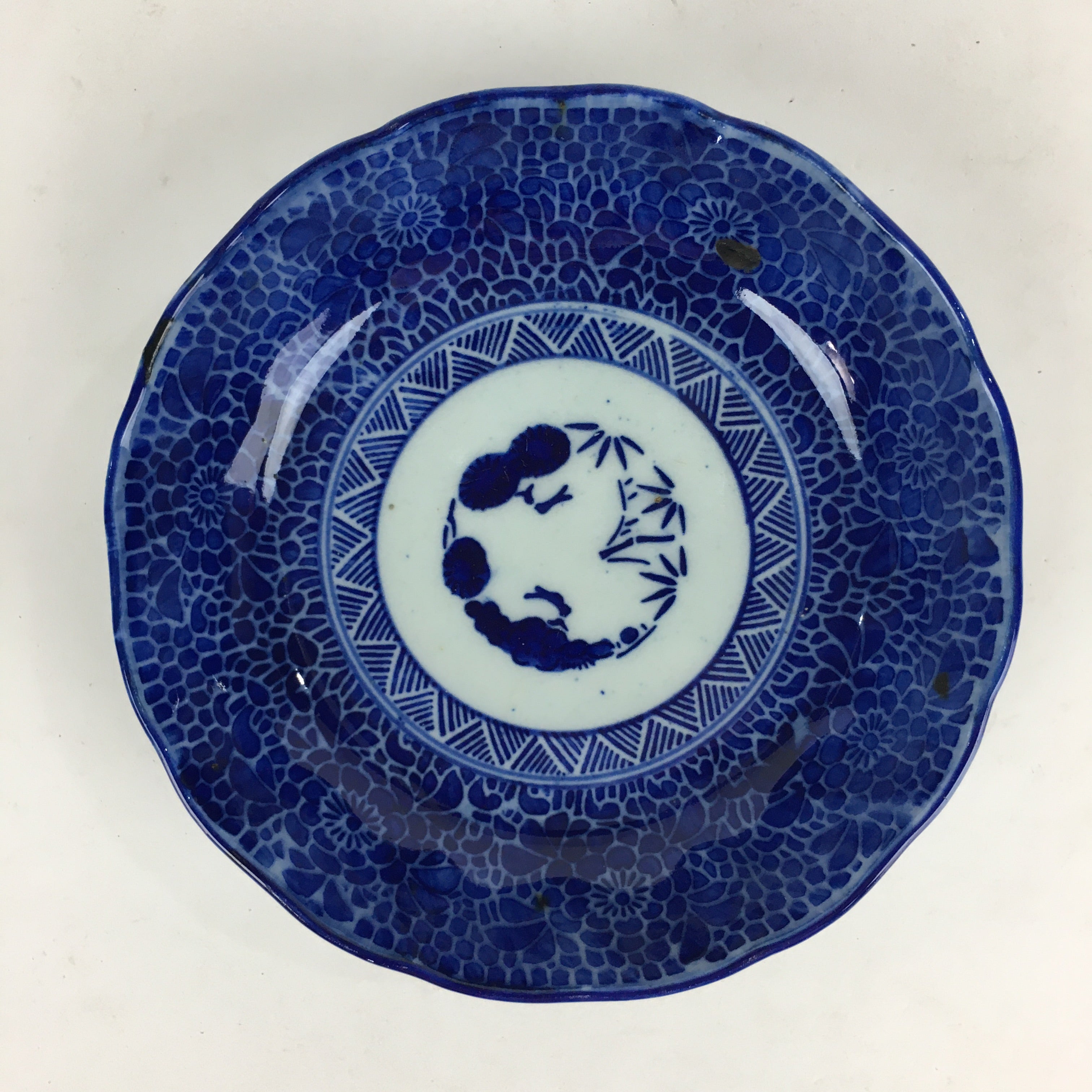 Antique C1900 Japanese Porcelain Deep Plate Sometsuke Blue Flower PY11