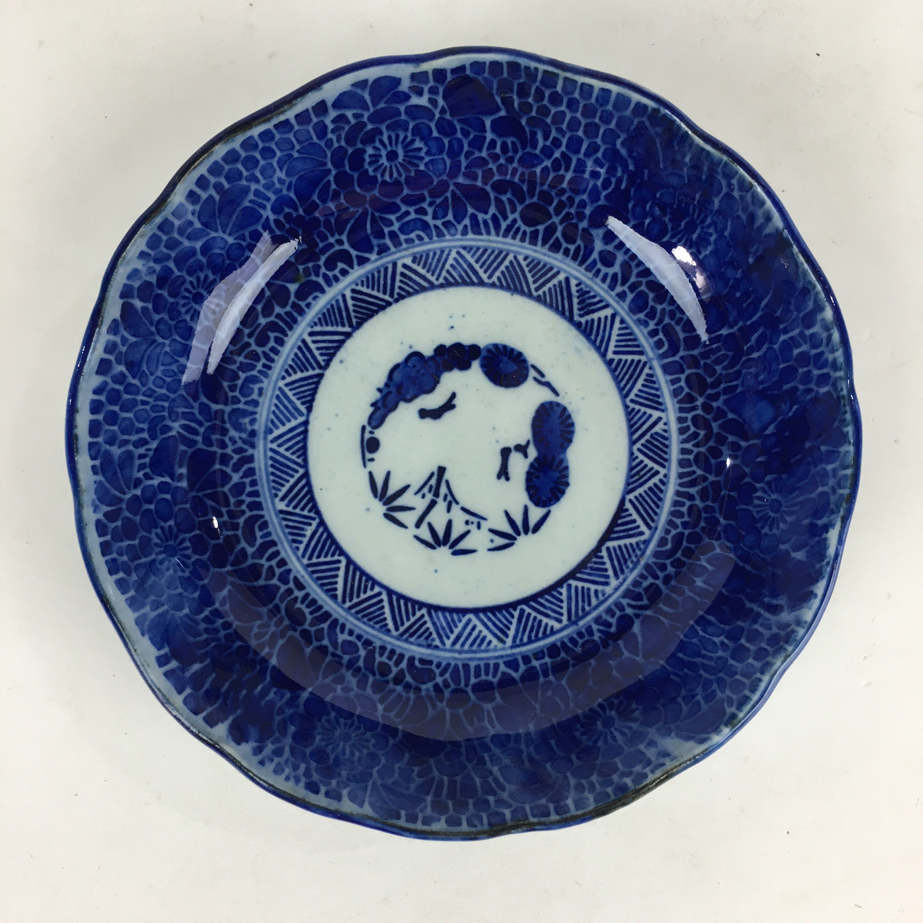 Antique C1900 Japanese Porcelain Deep Plate Sometsuke Blue Flower PY15