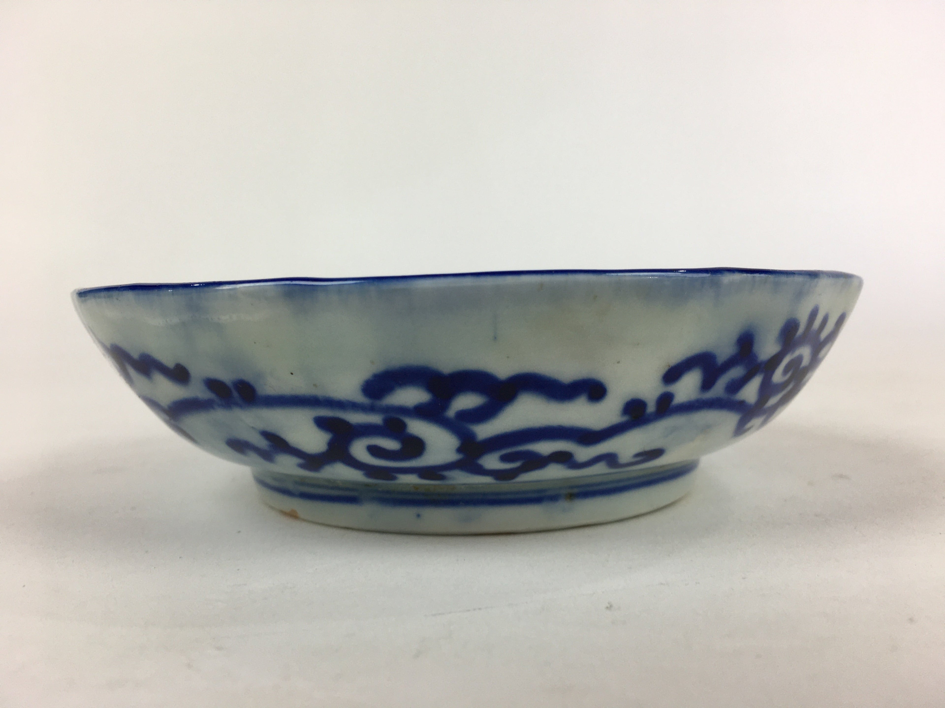 Antique C1900 Japanese Porcelain Deep Plate Sometsuke Blue Flower PY16