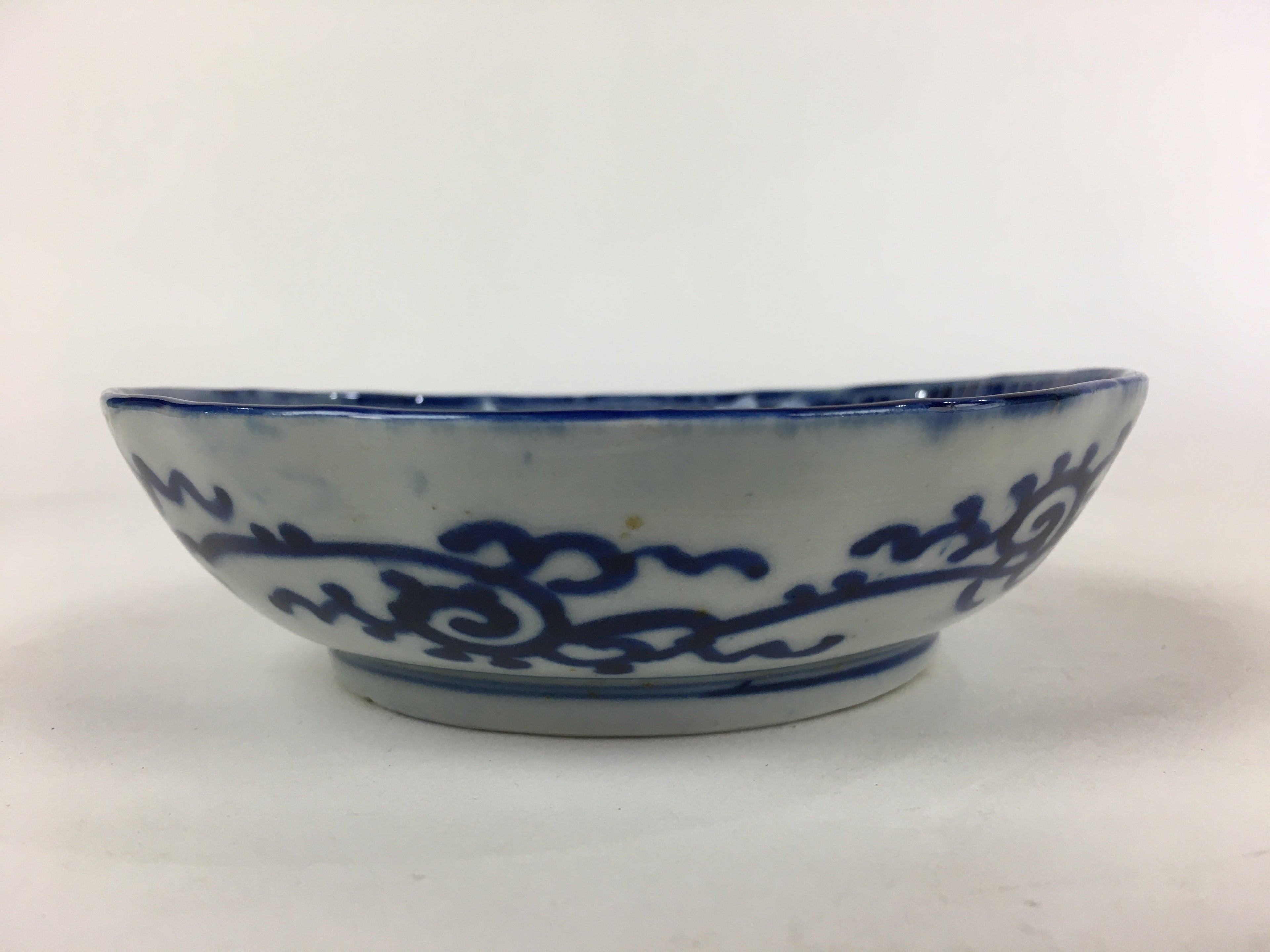 Antique C1900 Japanese Porcelain Deep Plate Sometsuke Blue Flower PY17